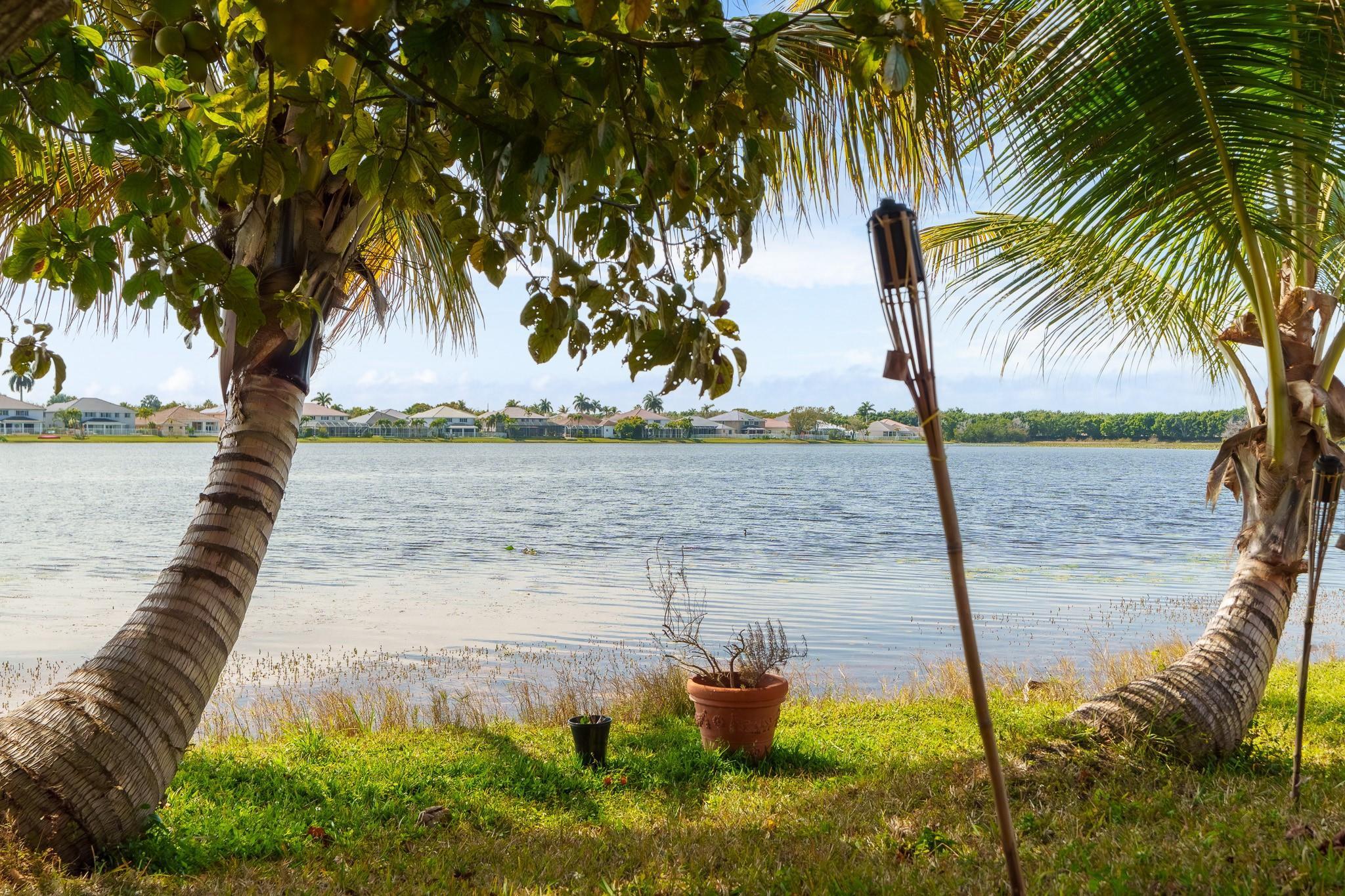 1573 Salerno Circle, Weston, FL 33327 - Photo 3