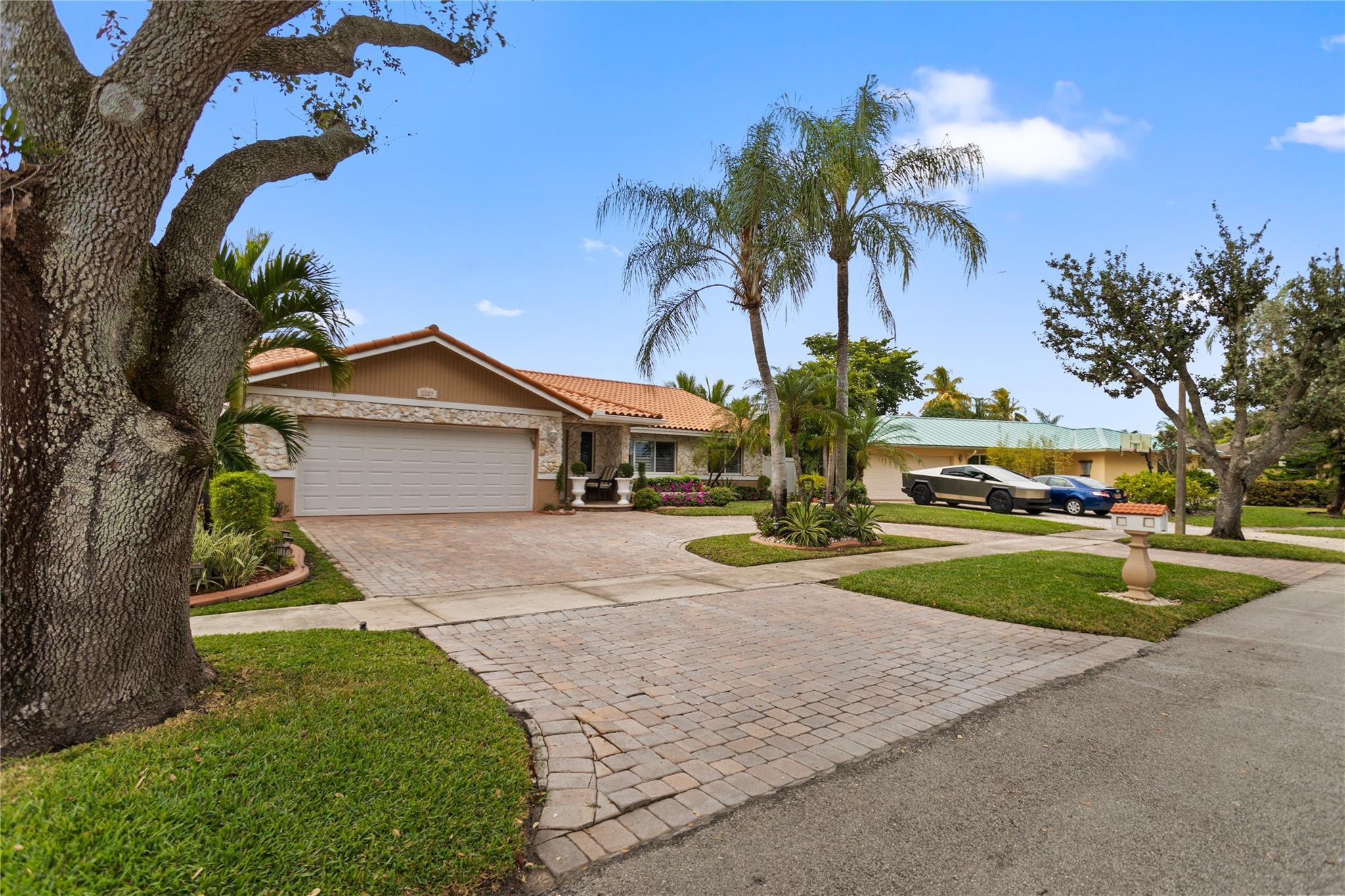 5207 SW 120th Avenue, Cooper City, FL 33330 - Photo 5