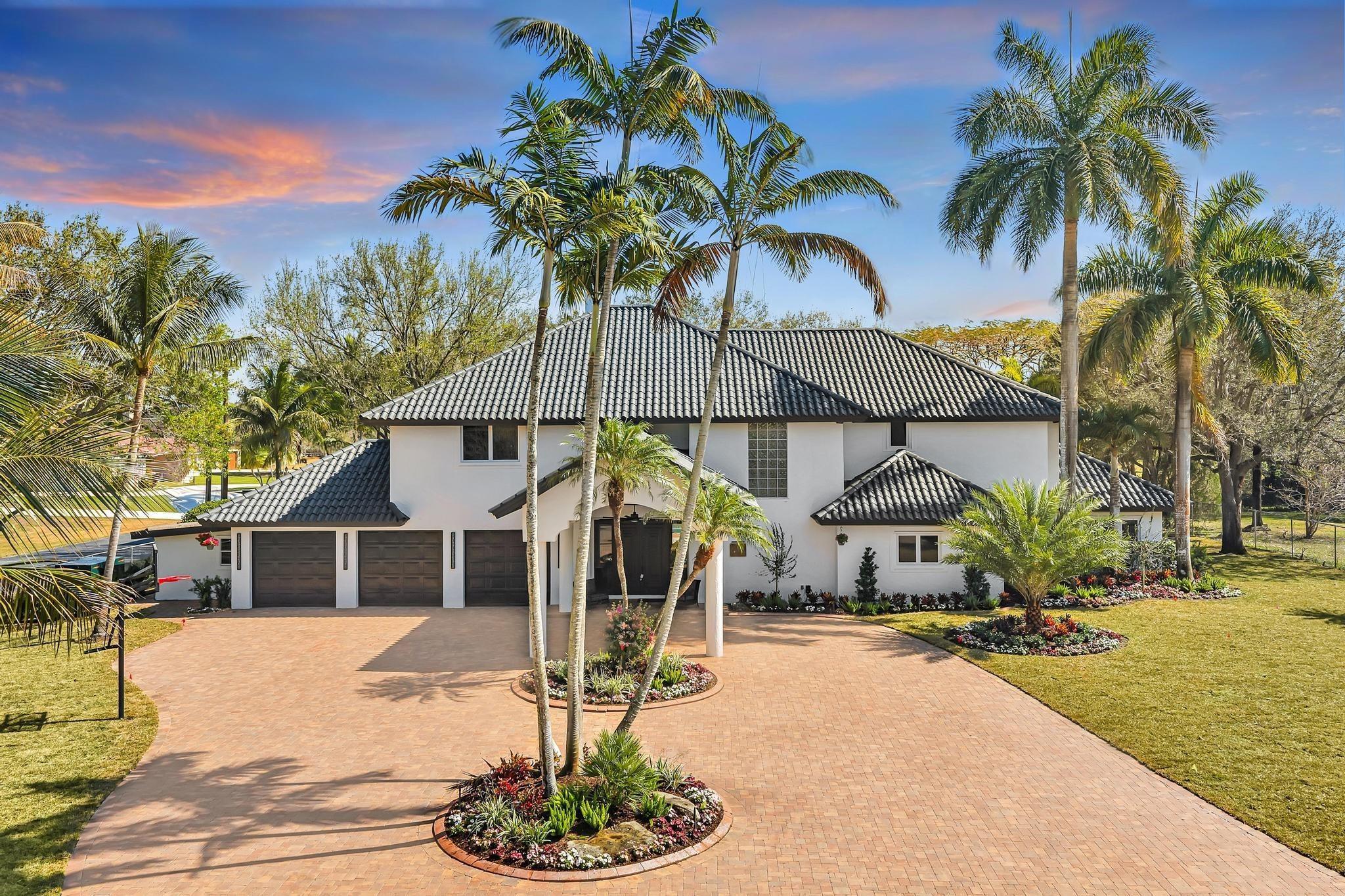 1704 SW 142nd Avenue, Davie, FL 33325 - Photo 2