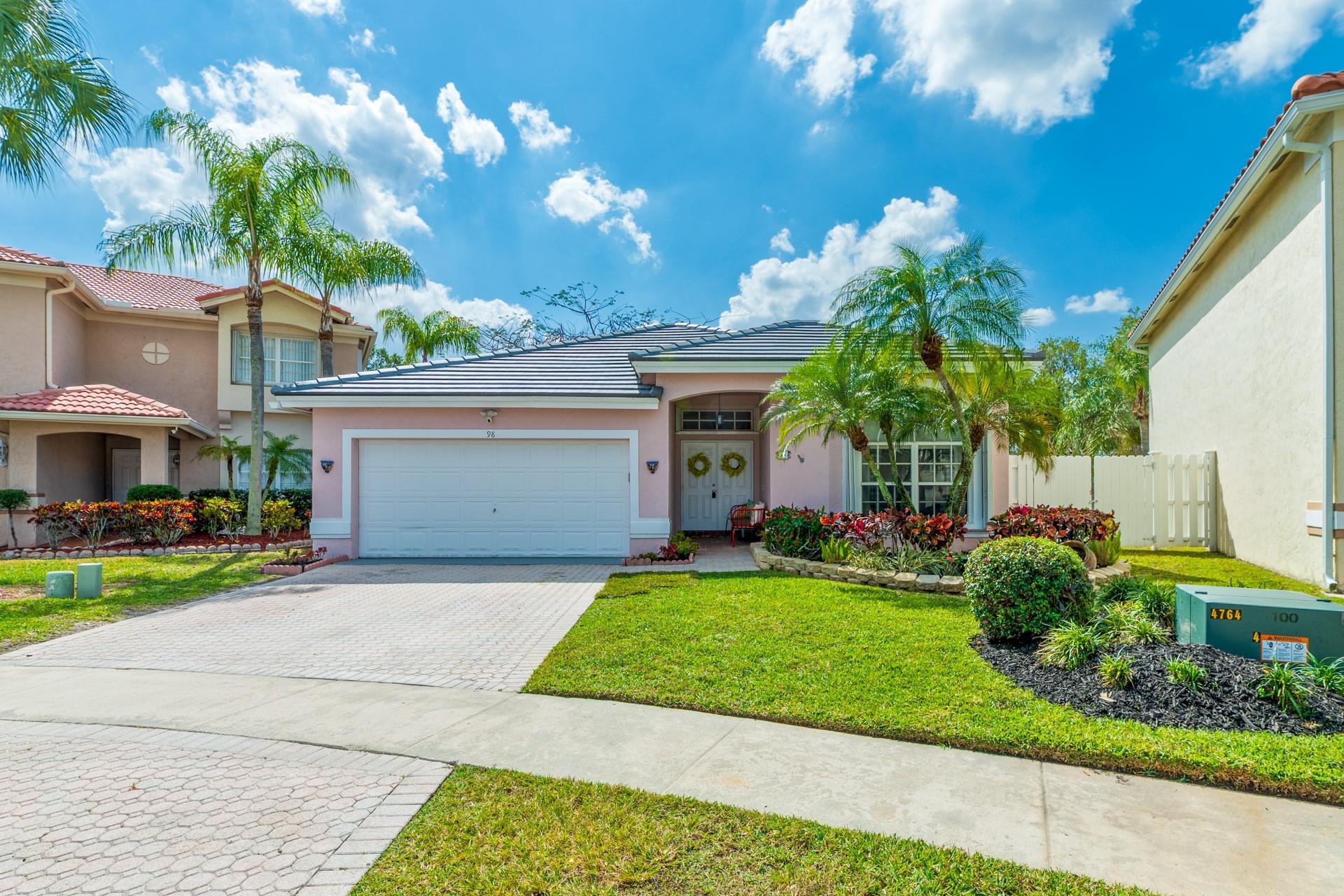 98 Gables Boulevard, Weston, FL 33326, Weston