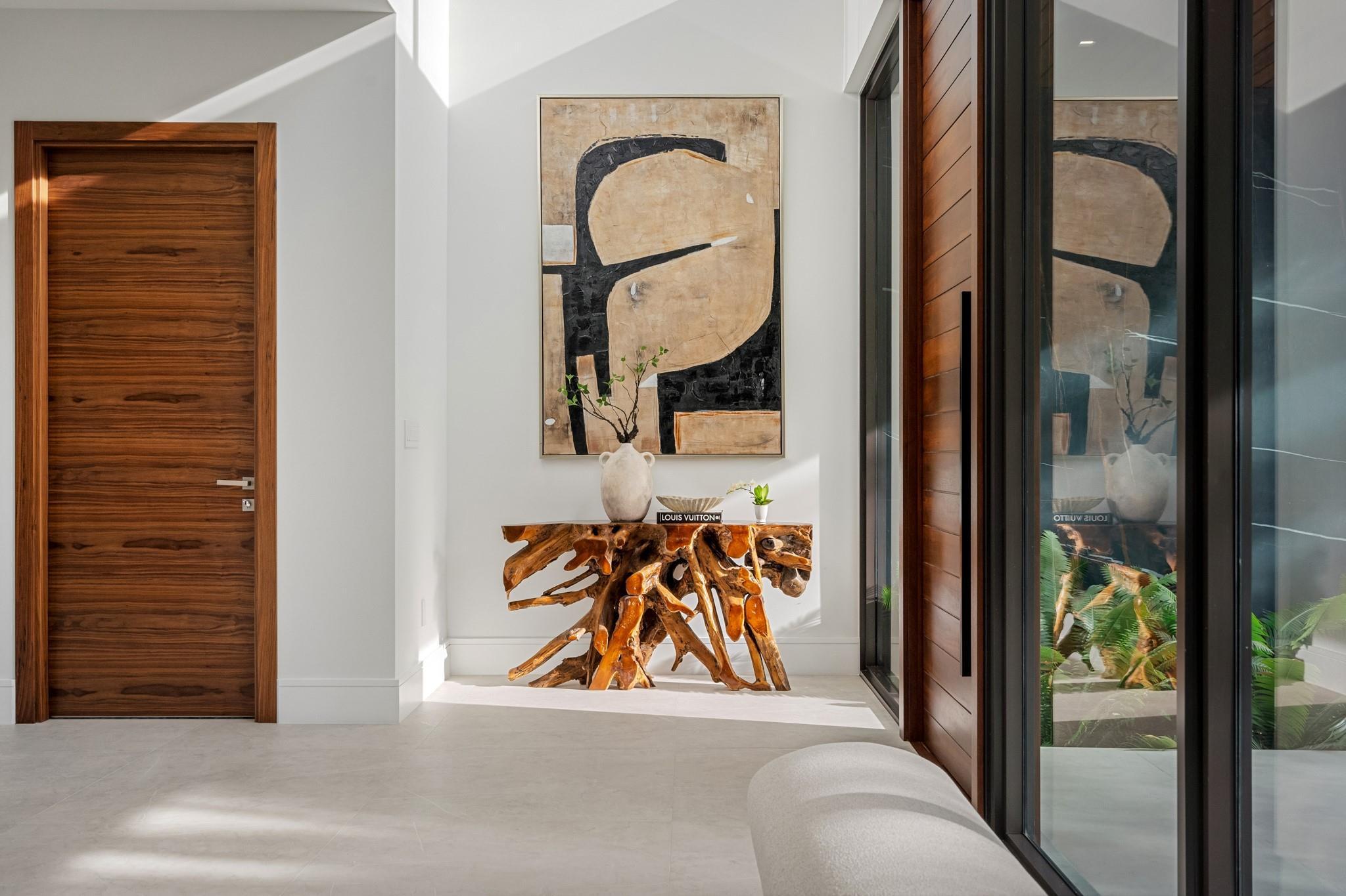 2000 Harbourview Drive, Fort Lauderdale, FL 33316 - Photo 2