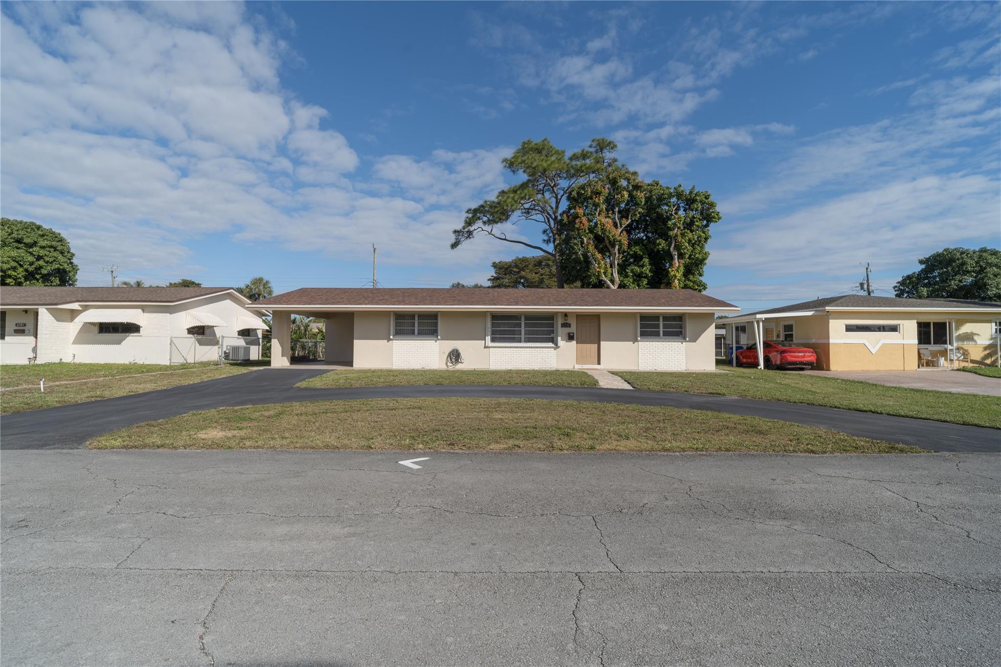 6771 SW 10th Court, Pembroke Pines, FL 33023 - Photo 2