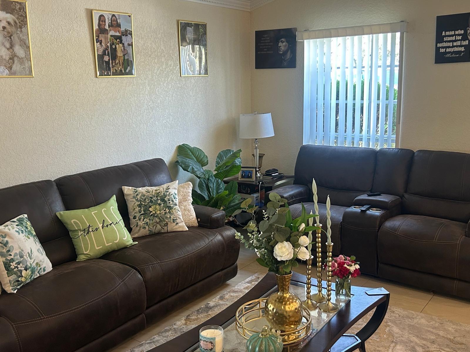 1281 SW 85th Avenue, Pembroke Pines, FL 33025 - Photo 5