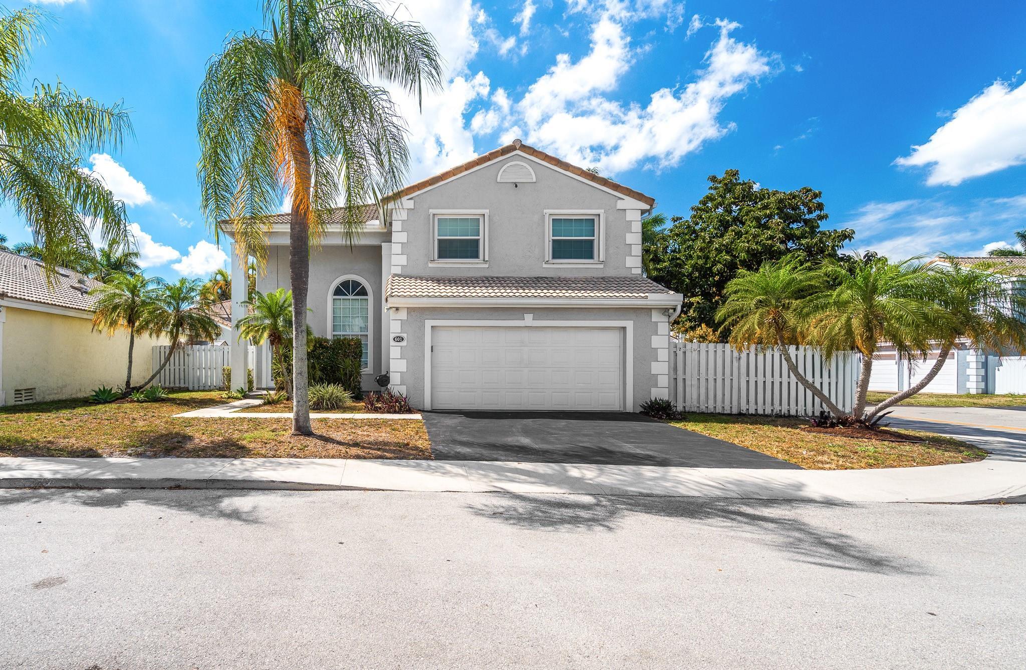 601 Lakeshore Terrace, Davie, FL 33325, Davie