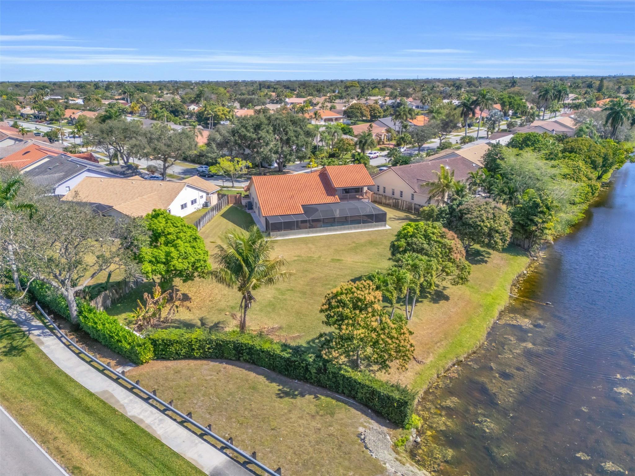 10170 NW 10th Street, Plantation, FL 33322 - Photo 5