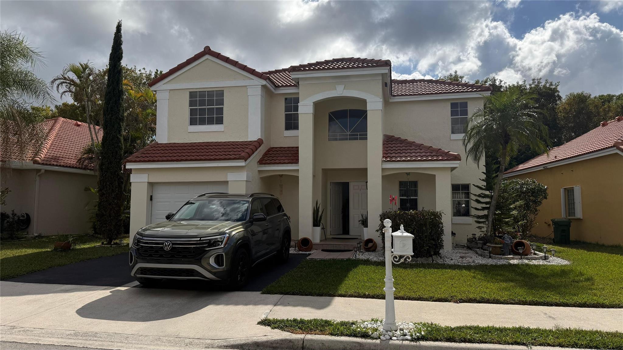 593 Bedford Avenue, Weston, FL 33326 - Photo 2