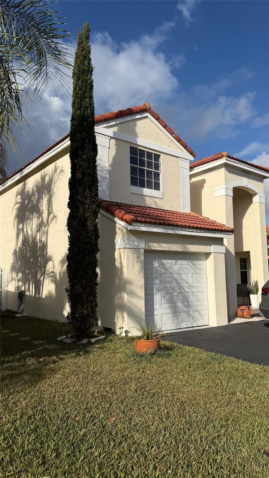 593 Bedford Avenue, Weston, FL 33326 - Photo 3