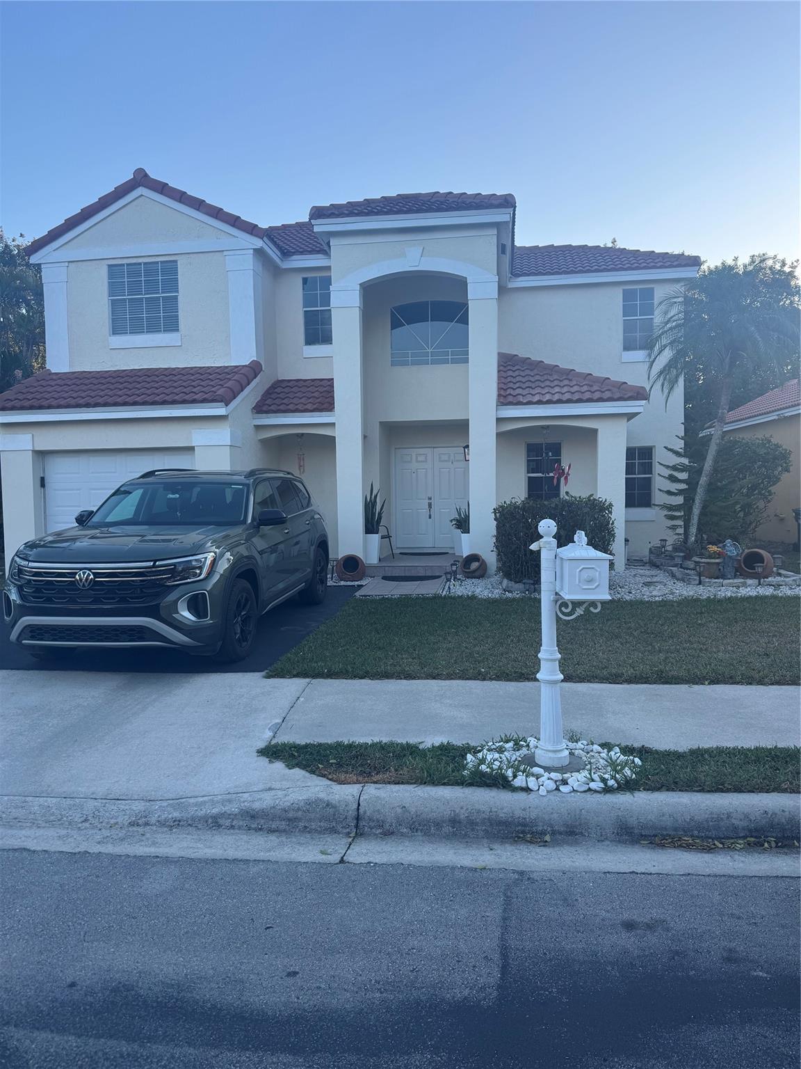 593 Bedford Avenue, Weston, FL 33326 - Photo 5