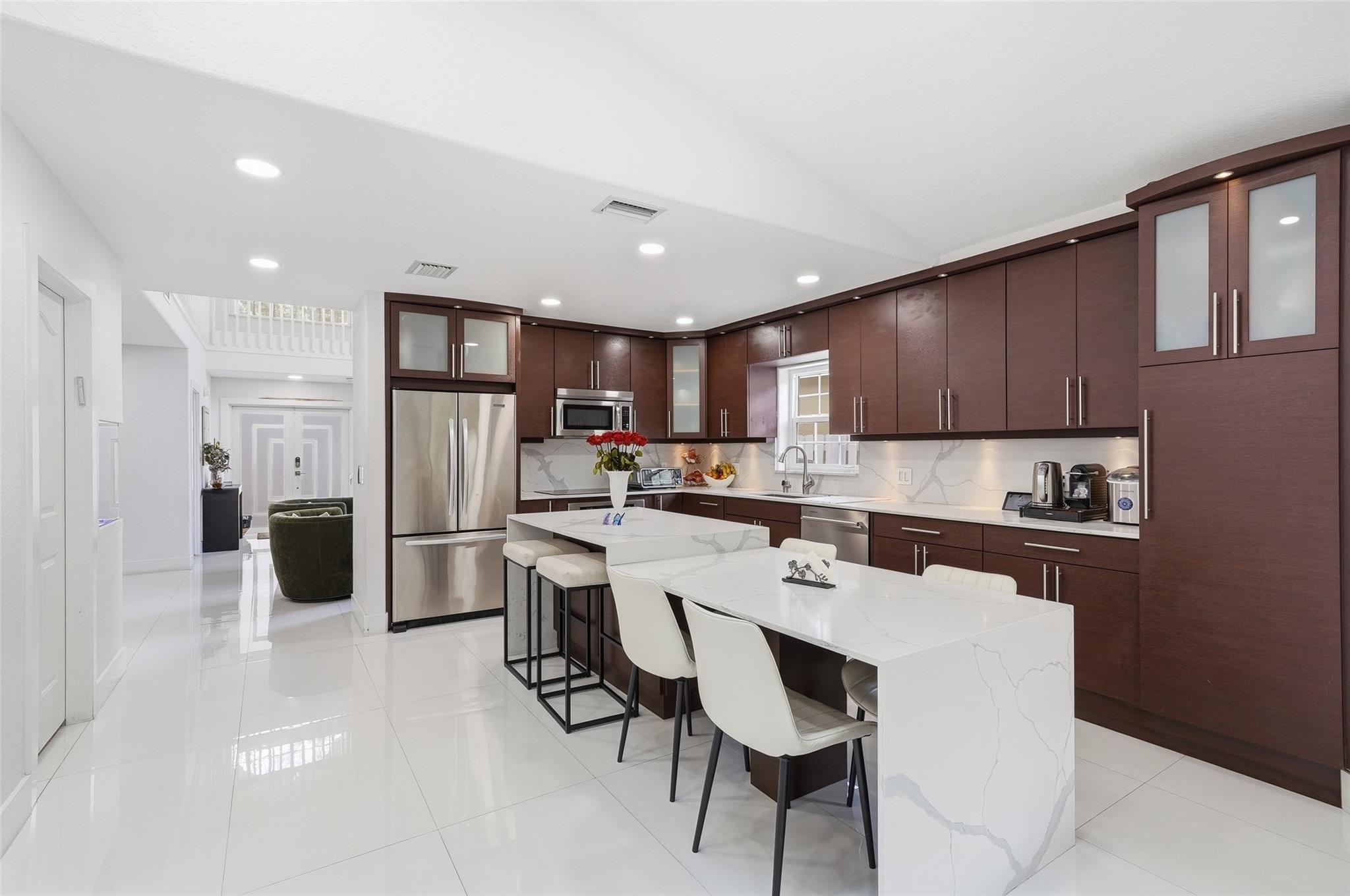 10311 Lima Street, Cooper City, FL 33026 - Photo 3