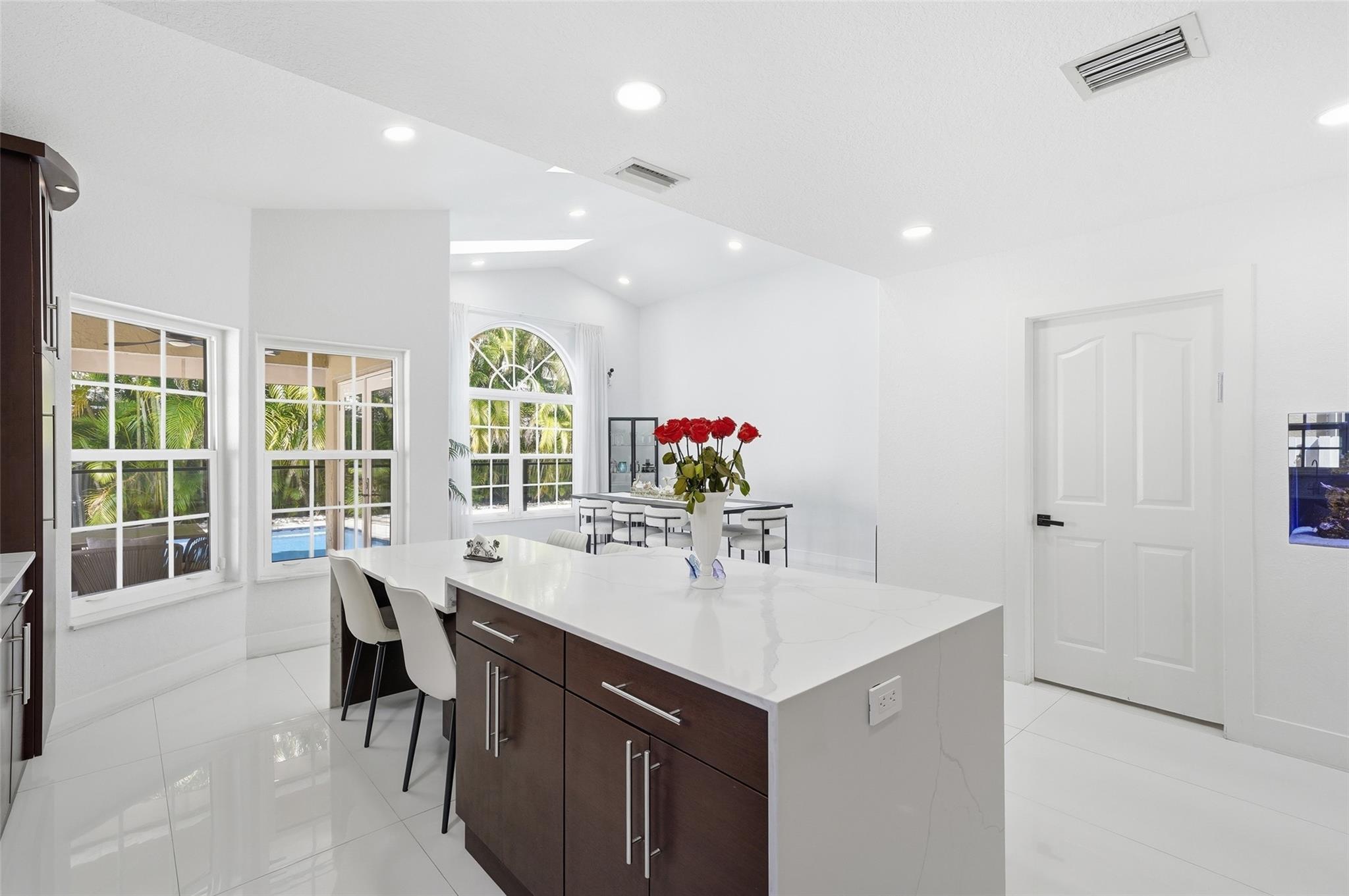 10311 Lima Street, Cooper City, FL 33026 - Photo 4