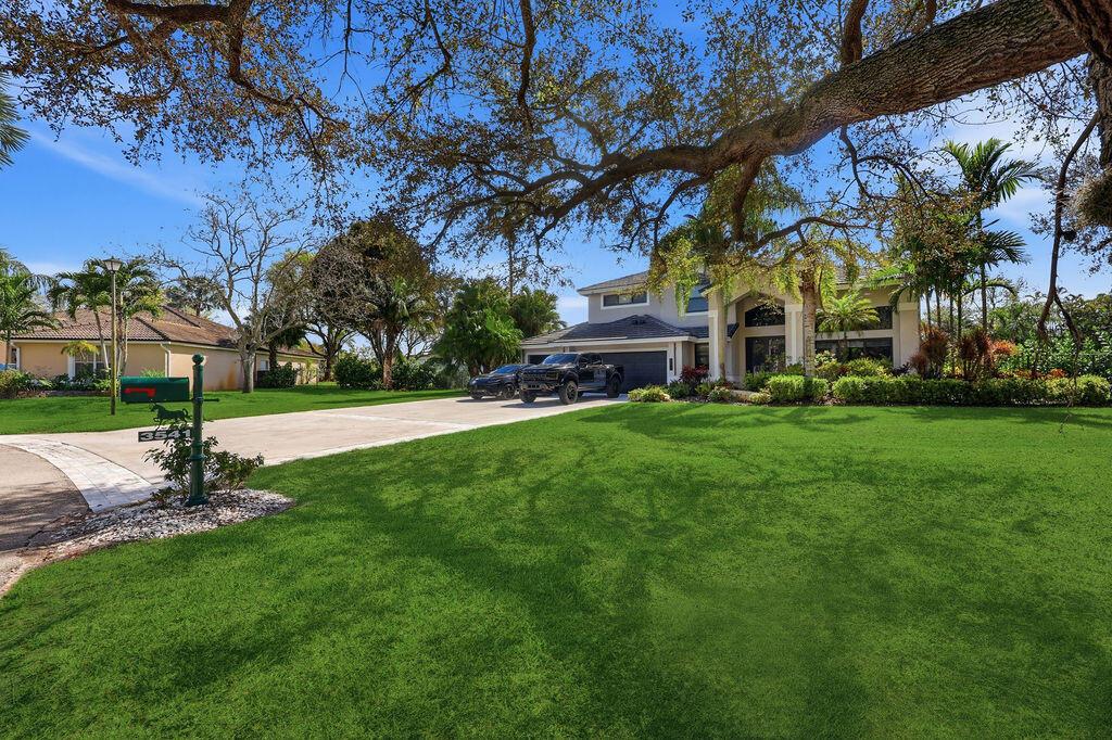 3541 Carlton Lane, Davie, FL 33330 - Photo 5