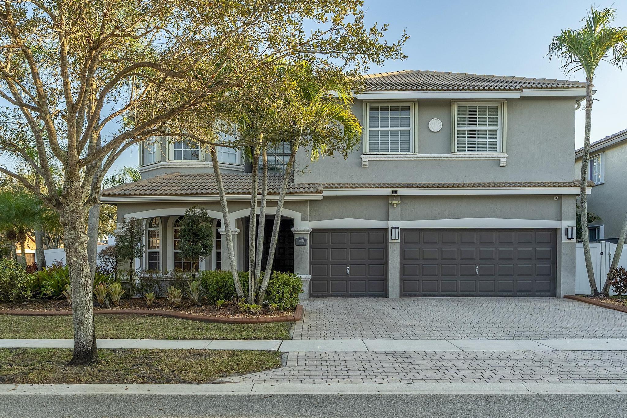 16138 SW 15th Street, Pembroke Pines, FL 33027 - Photo 4