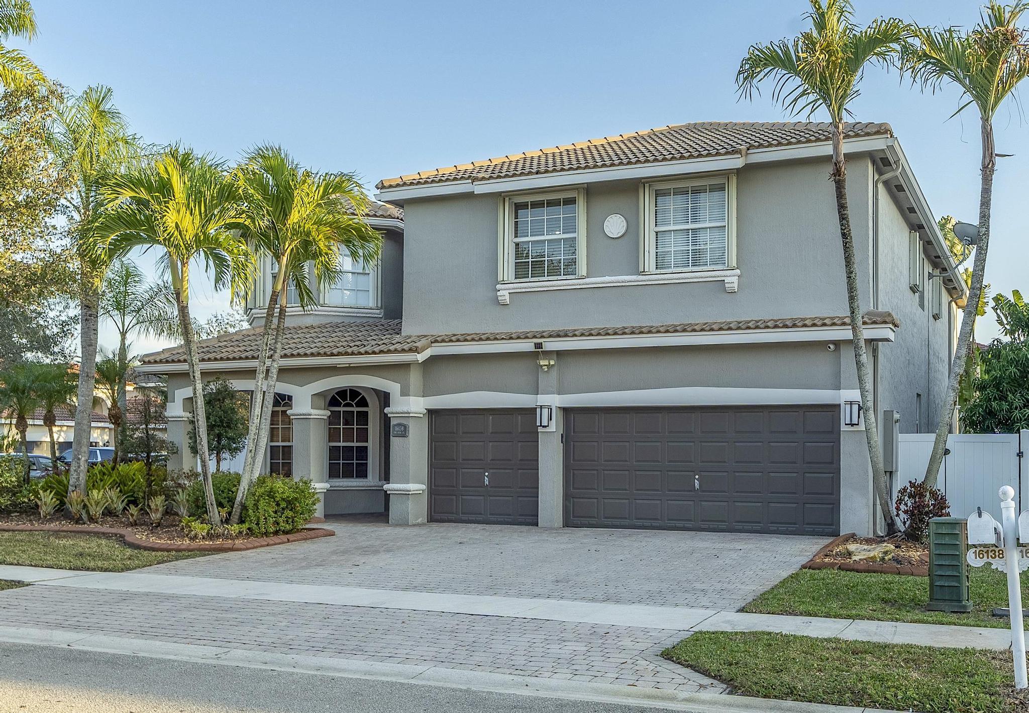 16138 SW 15th Street, Pembroke Pines, FL 33027 - Photo 5