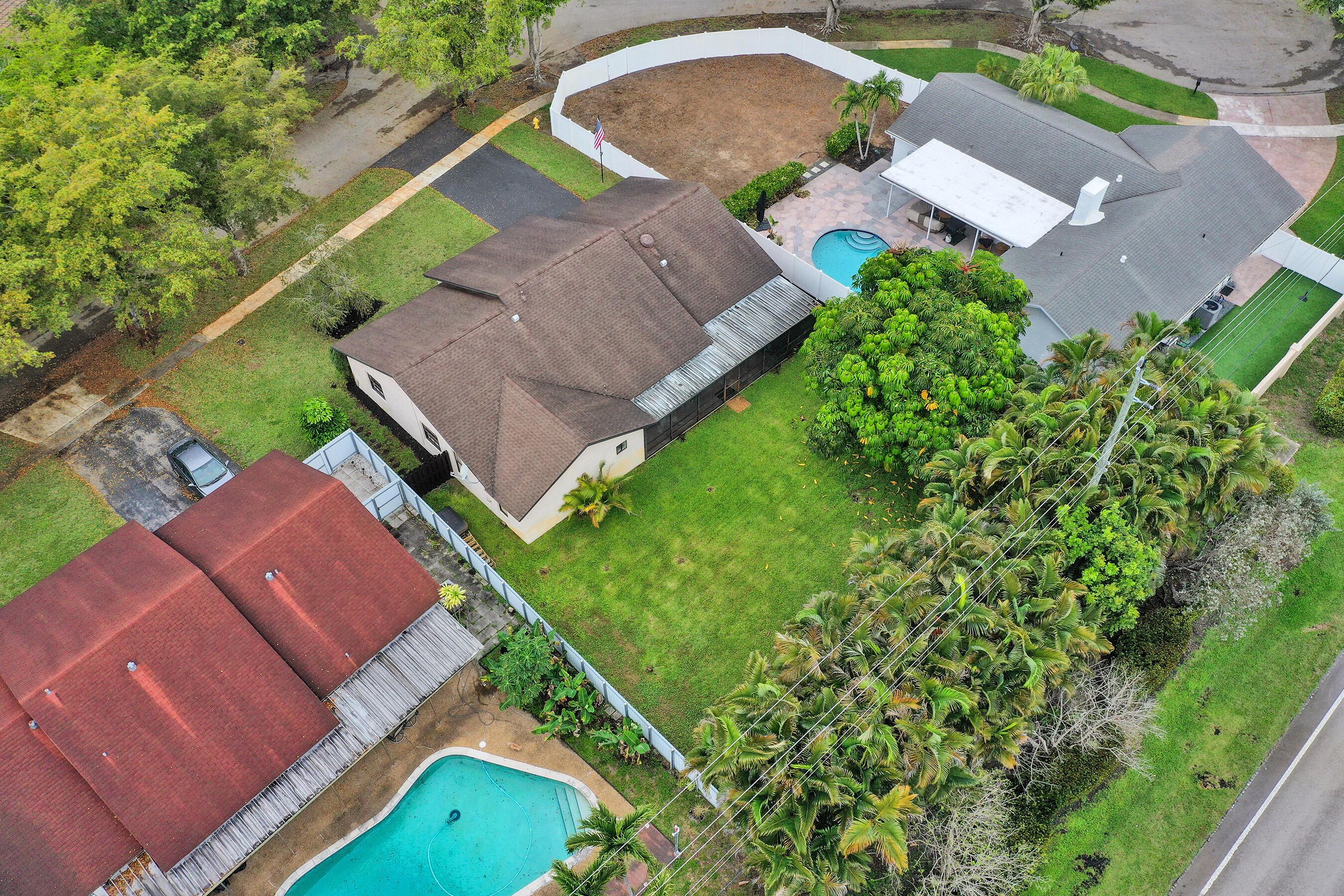 8650 SW 51st Street, Cooper City, FL 33328 - Photo 5