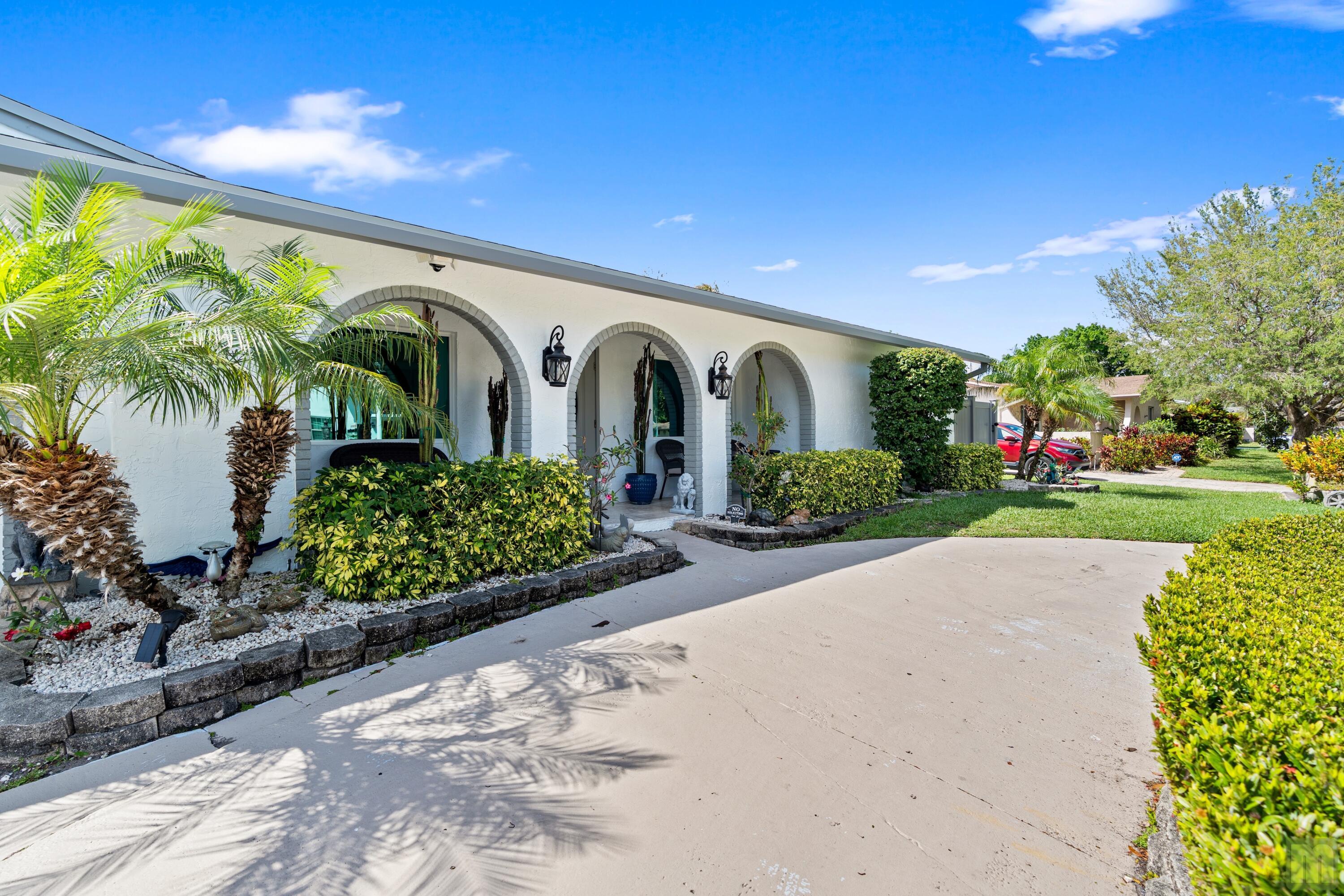 661 NW 42nd Avenue, Coconut Creek, FL 33066 - Photo 5