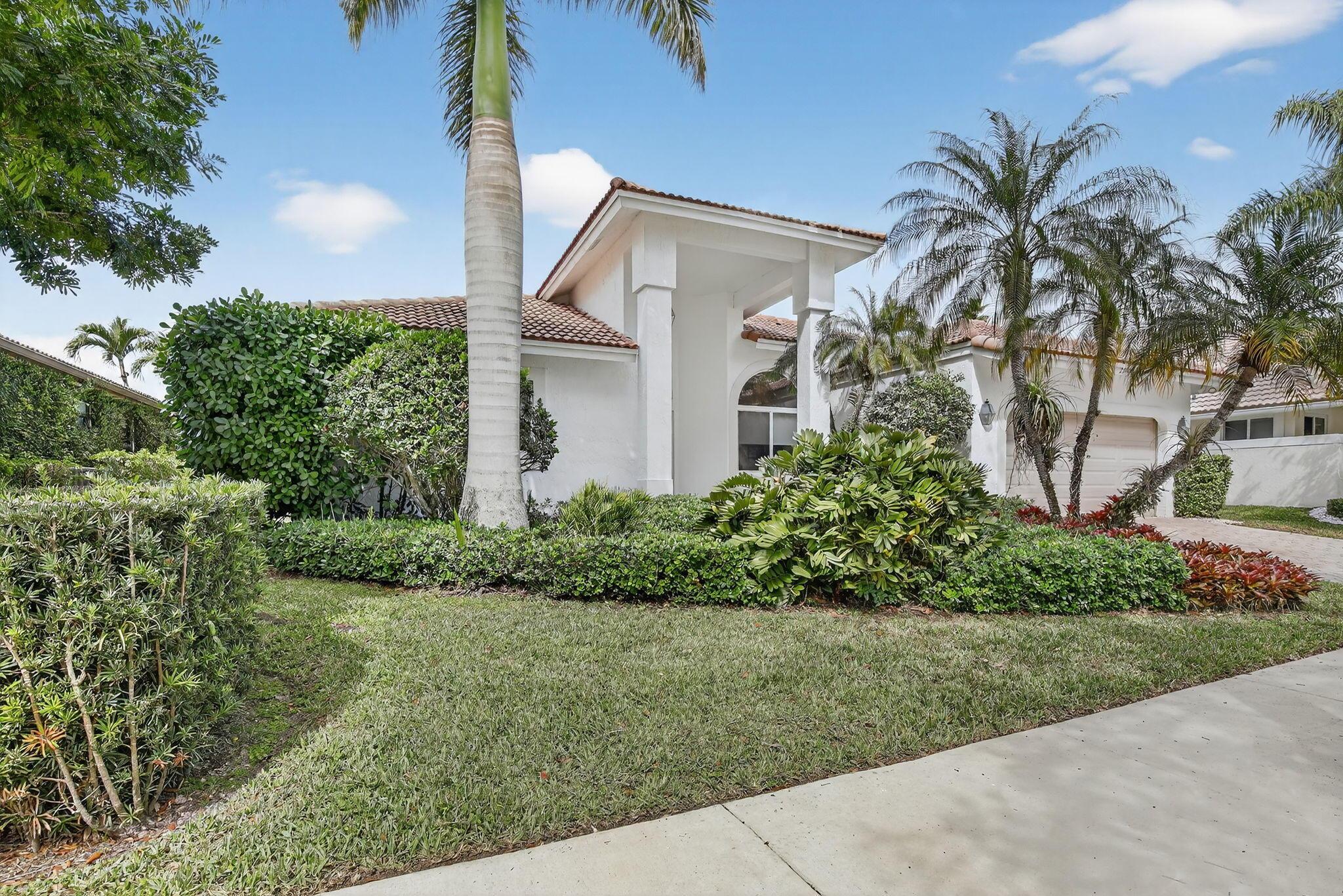 2647 Miller Court, Weston, FL 33332 - Photo 2
