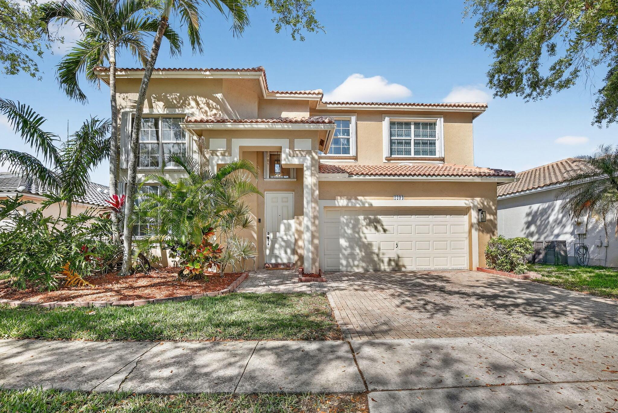 1294 NW 168th Avenue, Pembroke Pines, FL 33028, Pembroke Pines