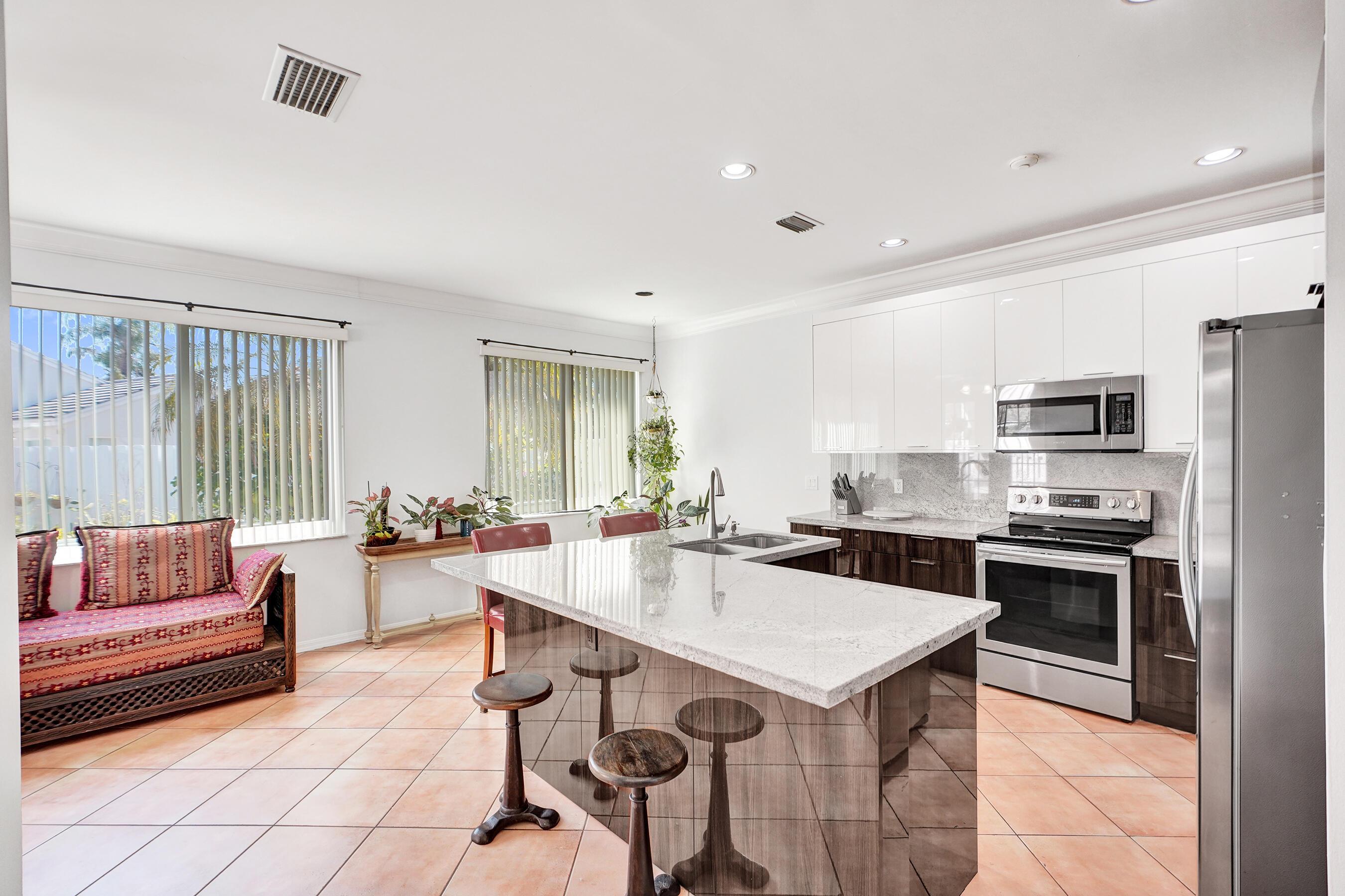 873 Stanton Drive, Weston, FL 33326 - Photo 3