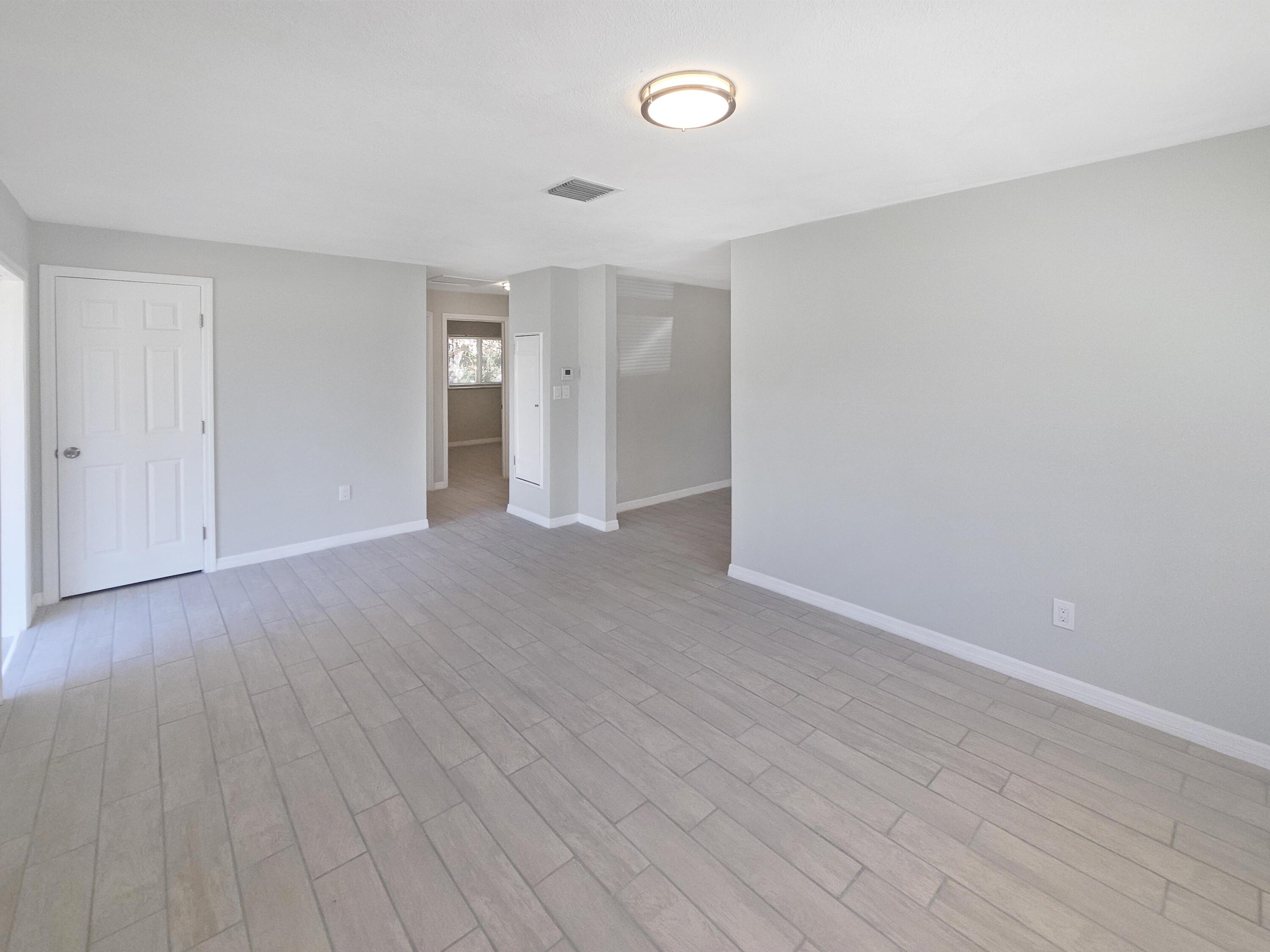 1405 Citrus Avenue, Fort Pierce, FL 34950 - Photo 5