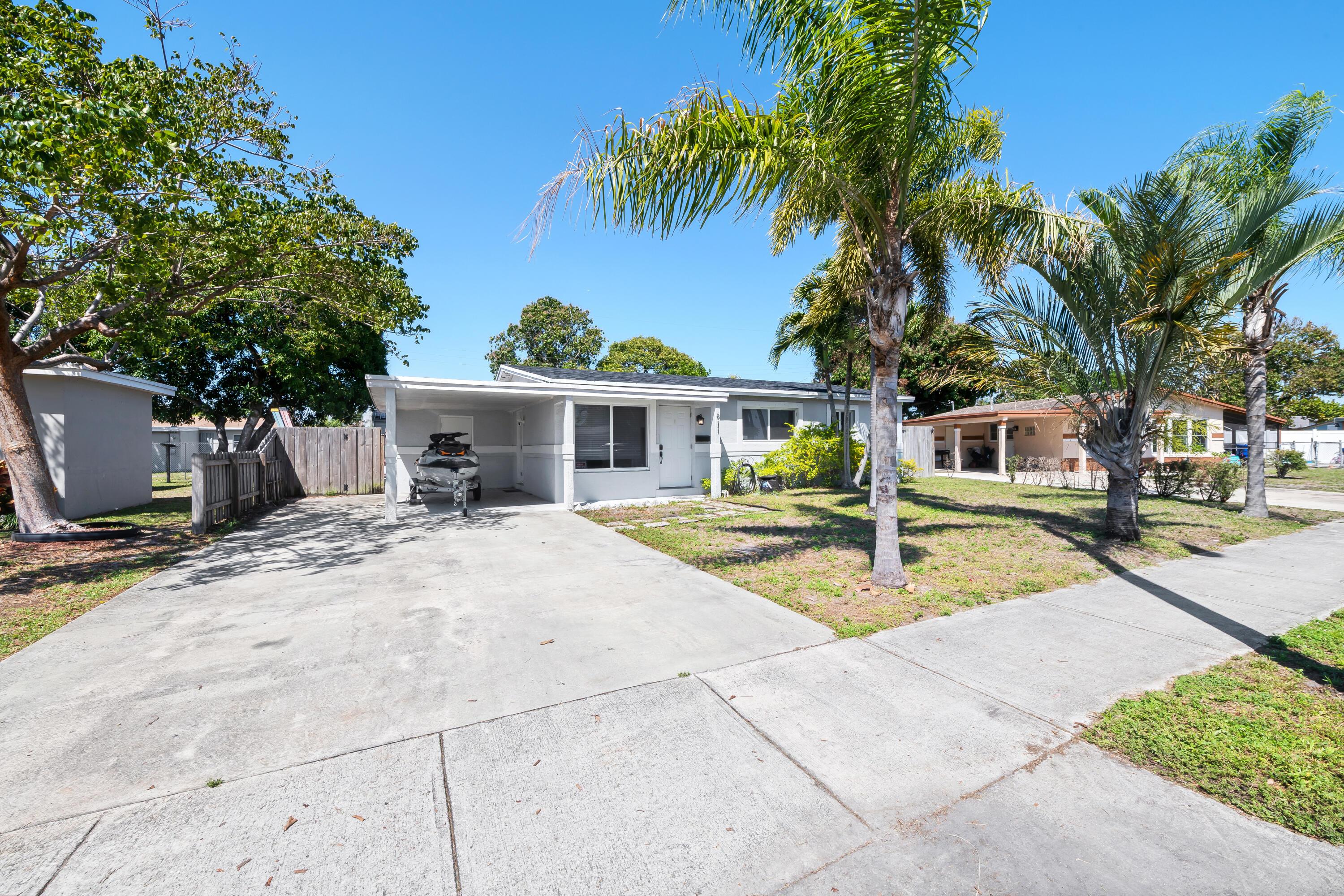 611 NW 18th Court, Pompano Beach, FL 33060 - Photo 2