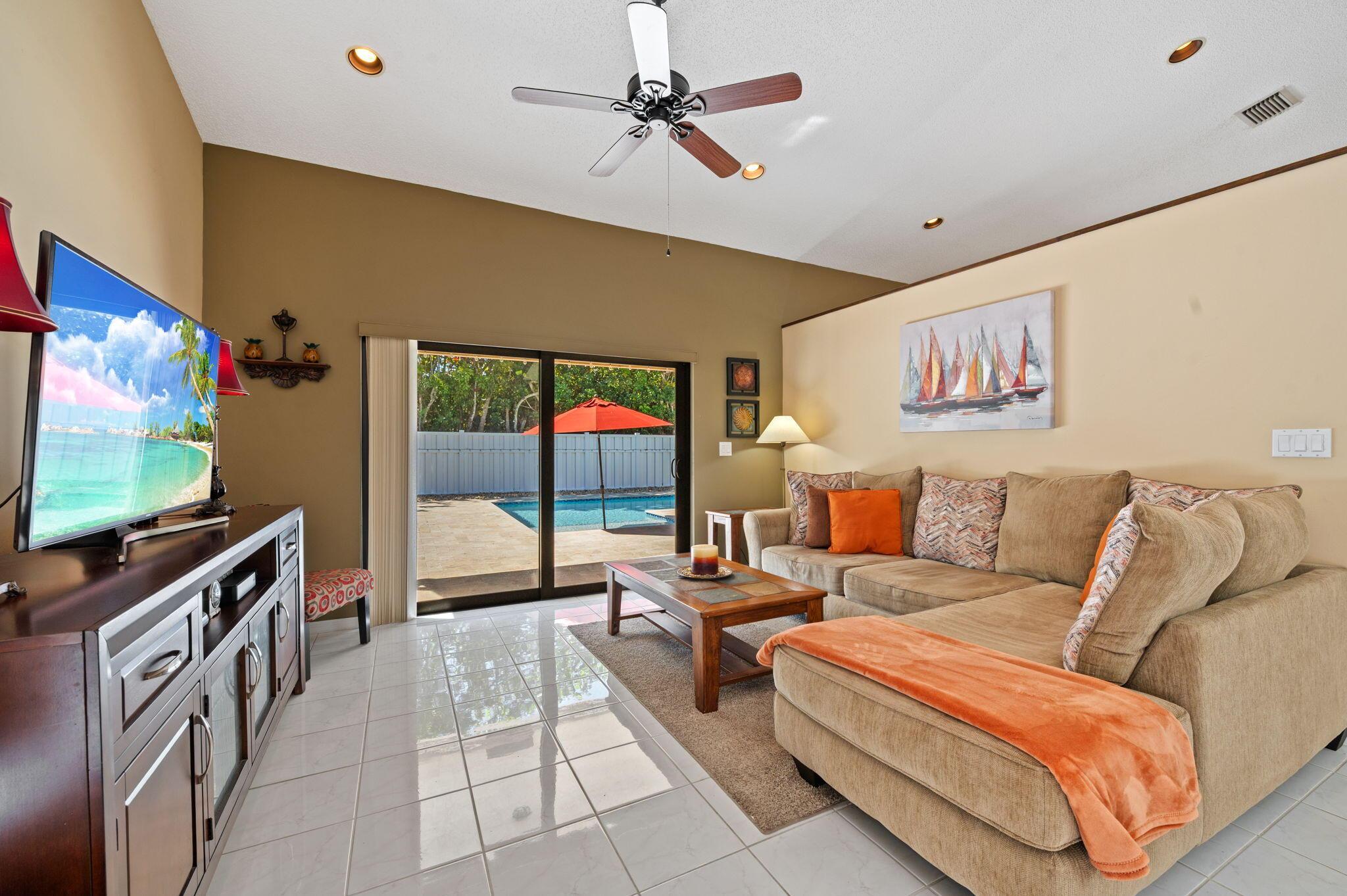 4740 NW 75th Street NW, Coconut Creek, FL 33073 - Photo 5