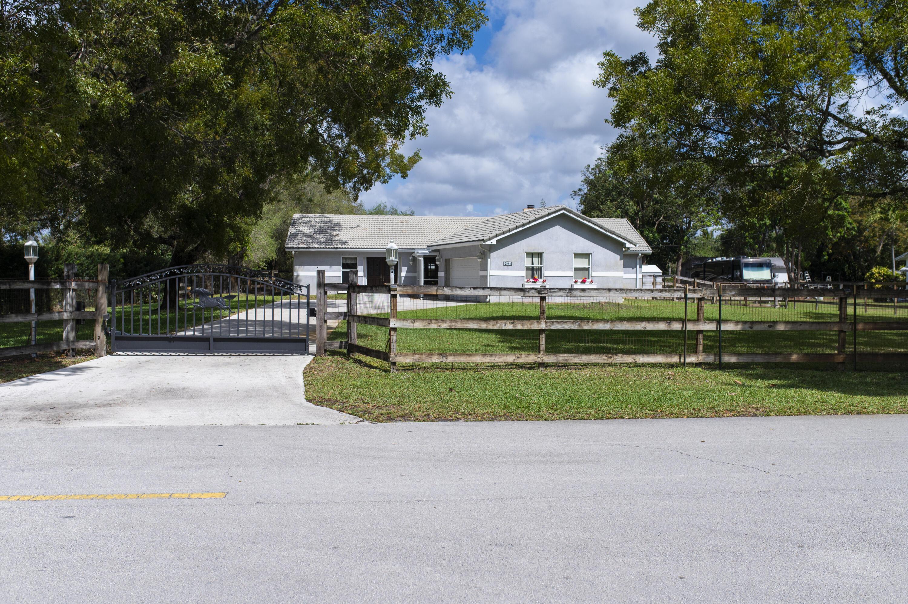 14035 SW 20th Street, Davie, FL 33325 - Photo 2