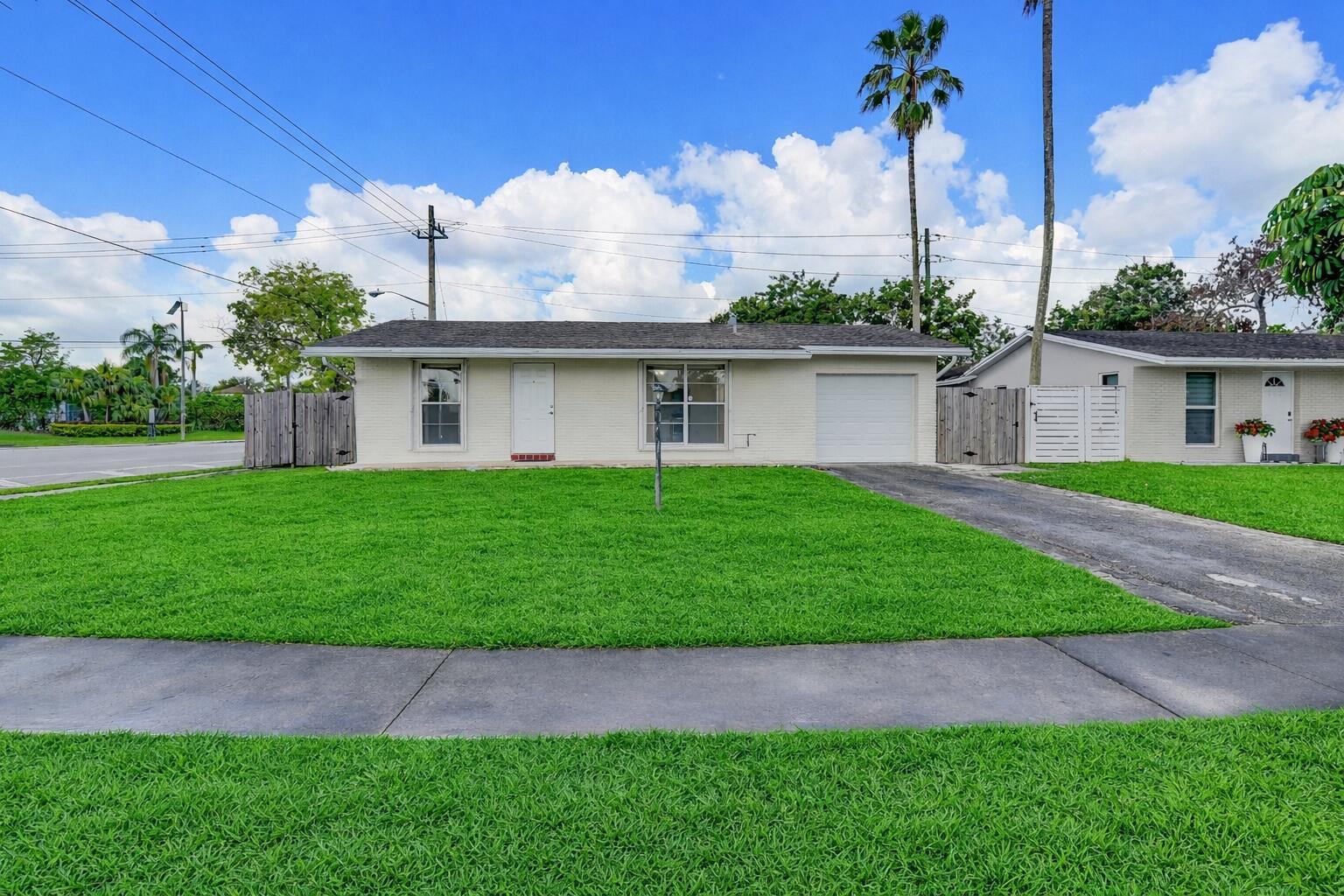 22229 SW 65th Terrace, Boca Raton, FL 33428 - Photo 4