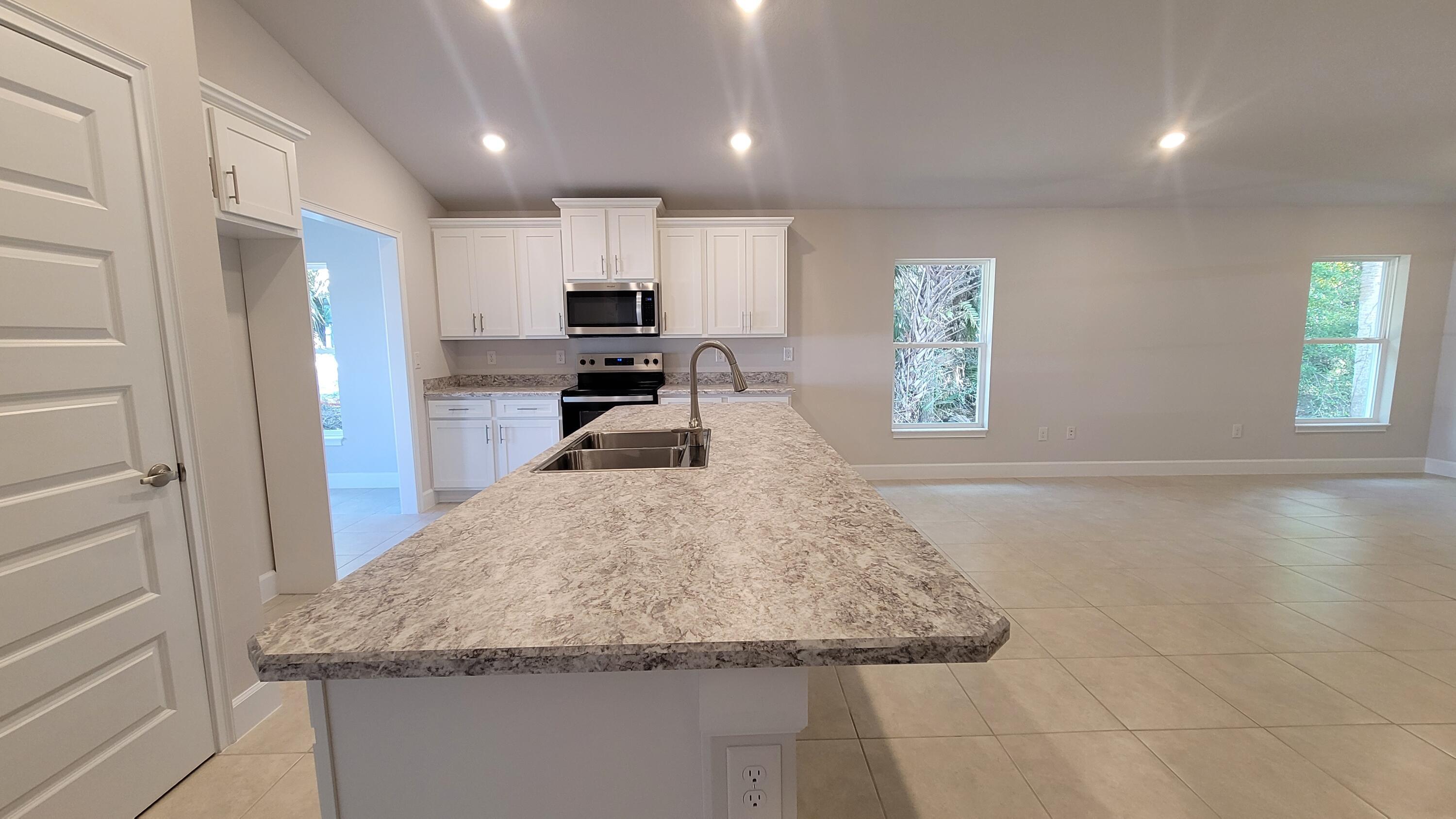 8844 Waterstone Boulevard, Fort Pierce, FL 34951 - Photo 4