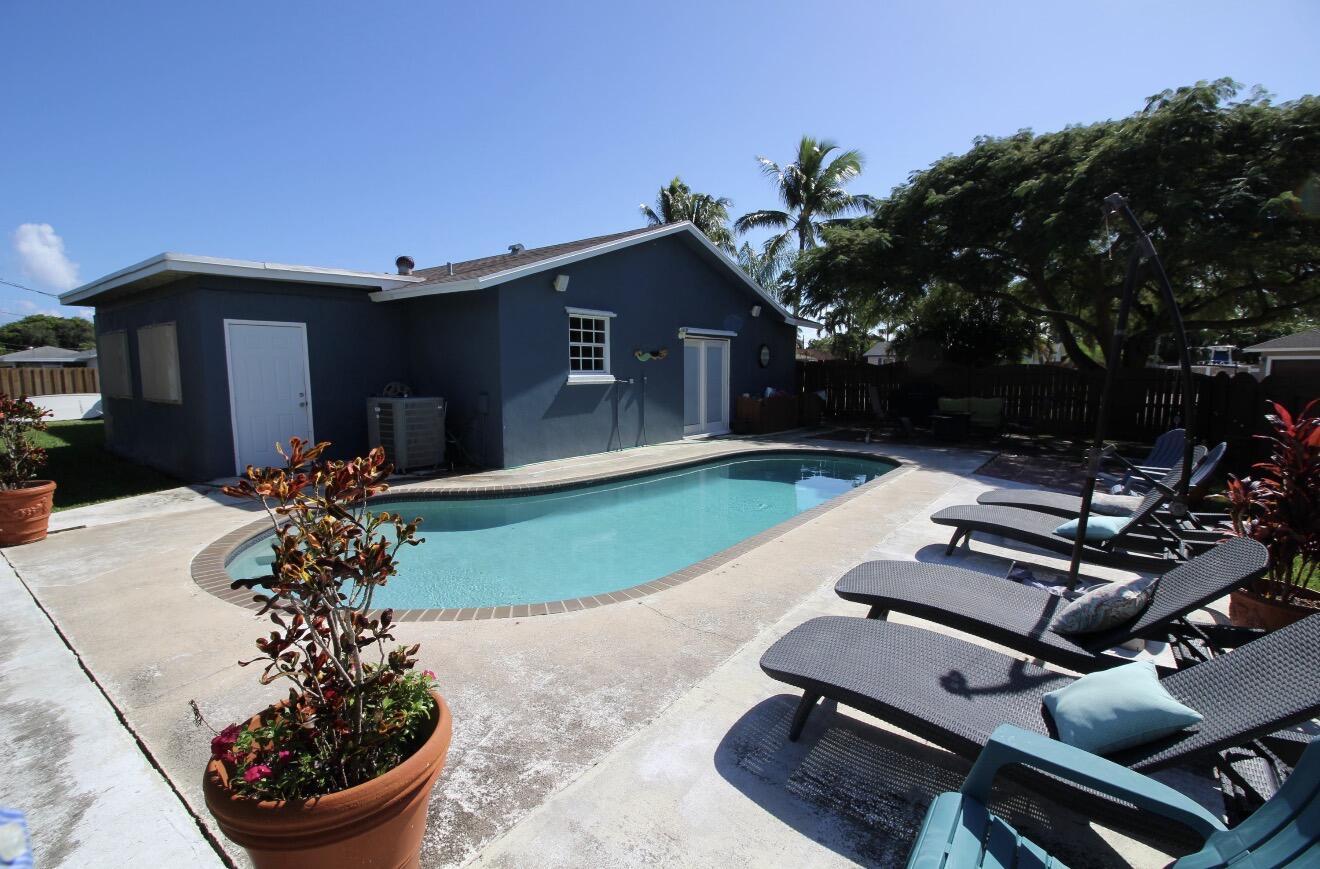 803 Mallard Drive, Delray Beach, FL 33444 - Photo 2