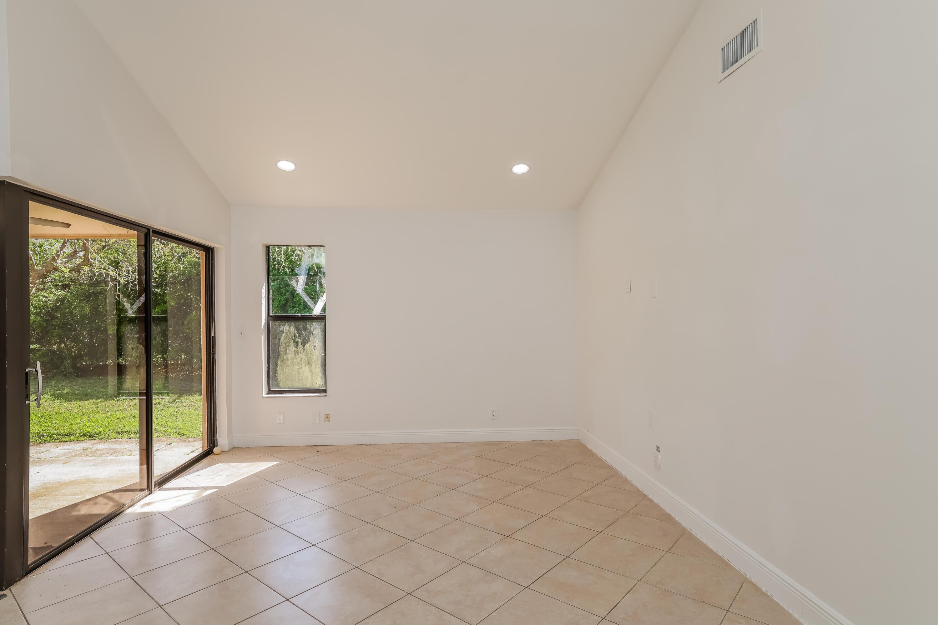 5134 NW 42nd Terrace, Coconut Creek, FL 33073 - Photo 4