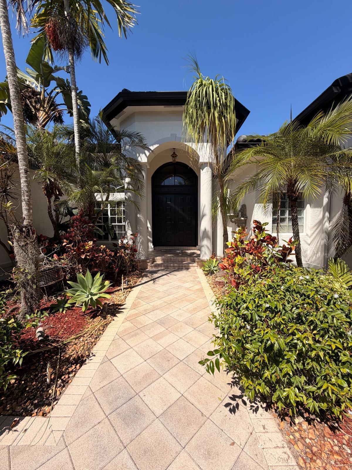 3309 Bradenham Lane, Davie, FL 33328 - Photo 2