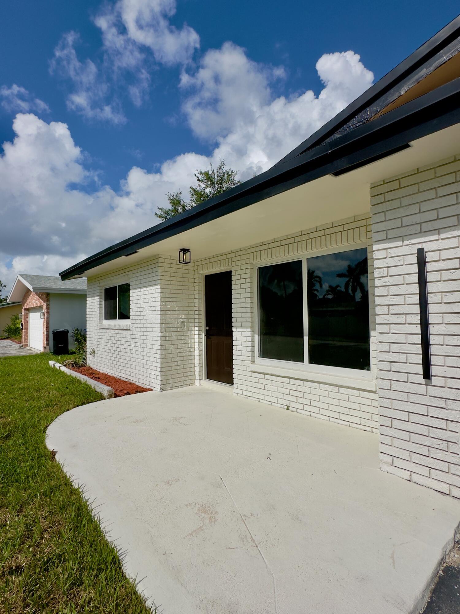 6811 NW 32nd Avenue, Fort Lauderdale, FL 33309 - Photo 2