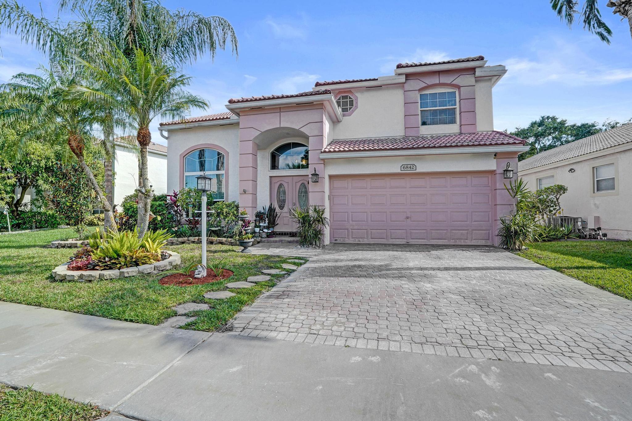 6842 Dogwood Lane, Margate, FL 33063 - Photo 5