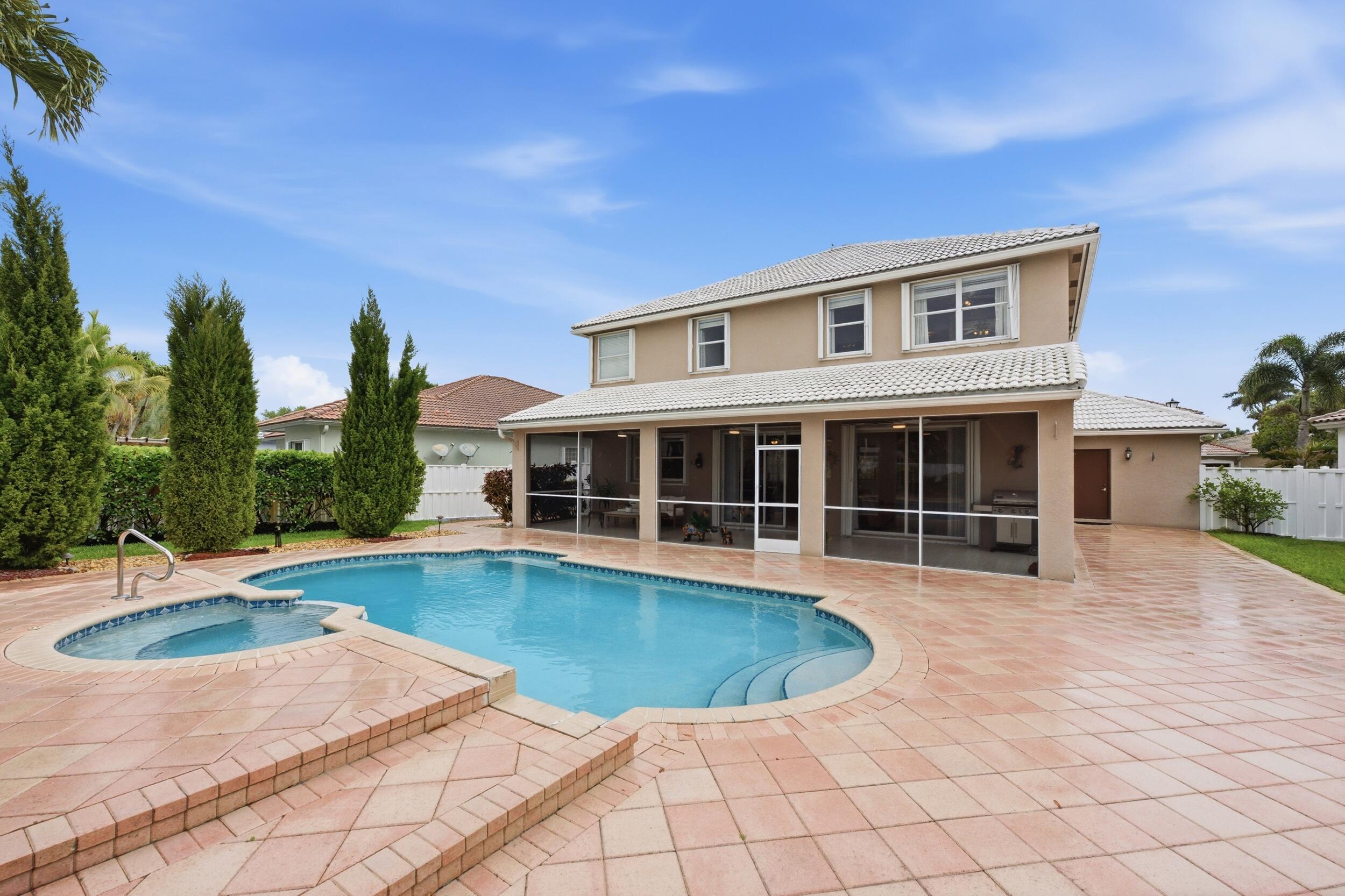 648 SW 168th Terrace, Pembroke Pines, FL 33027 - Photo 5