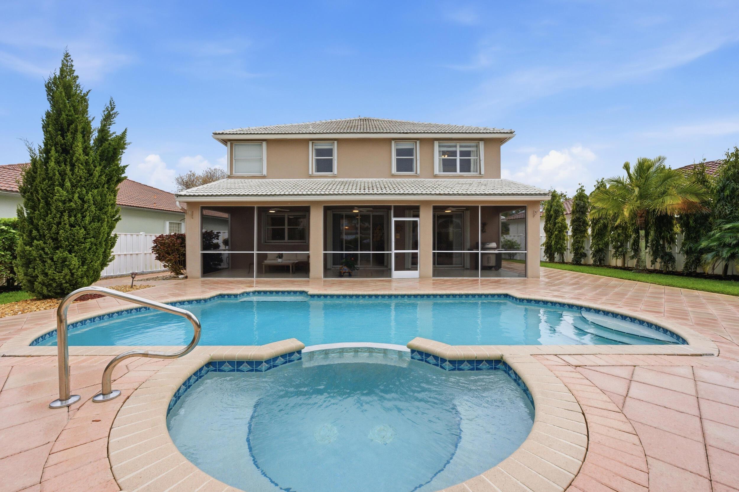 648 SW 168th Terrace, Pembroke Pines, FL 33027 - Photo 3