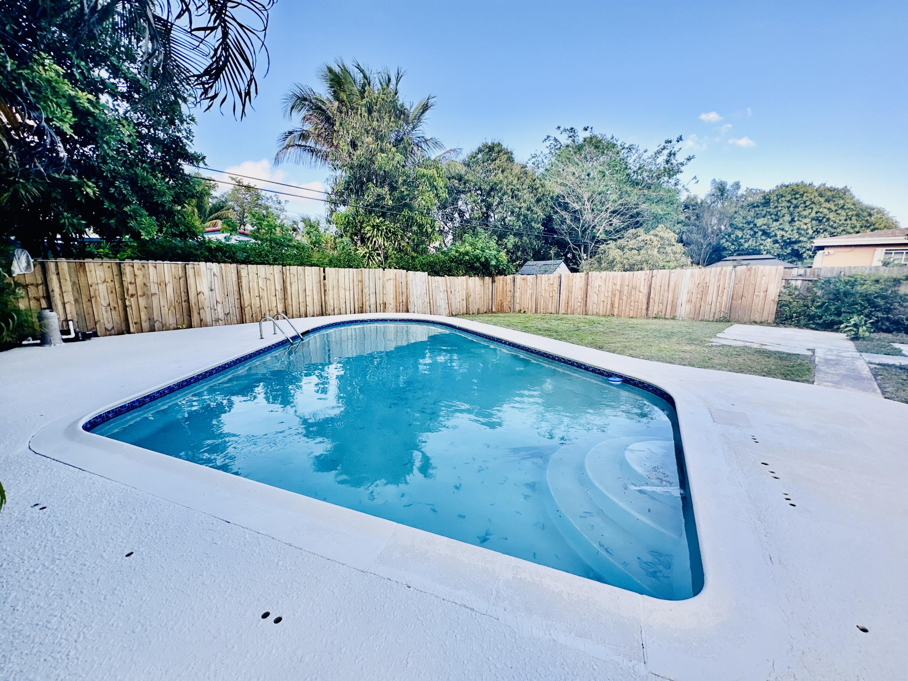 2849 SW 8th Street, Fort Lauderdale, FL 33312 - Photo 3