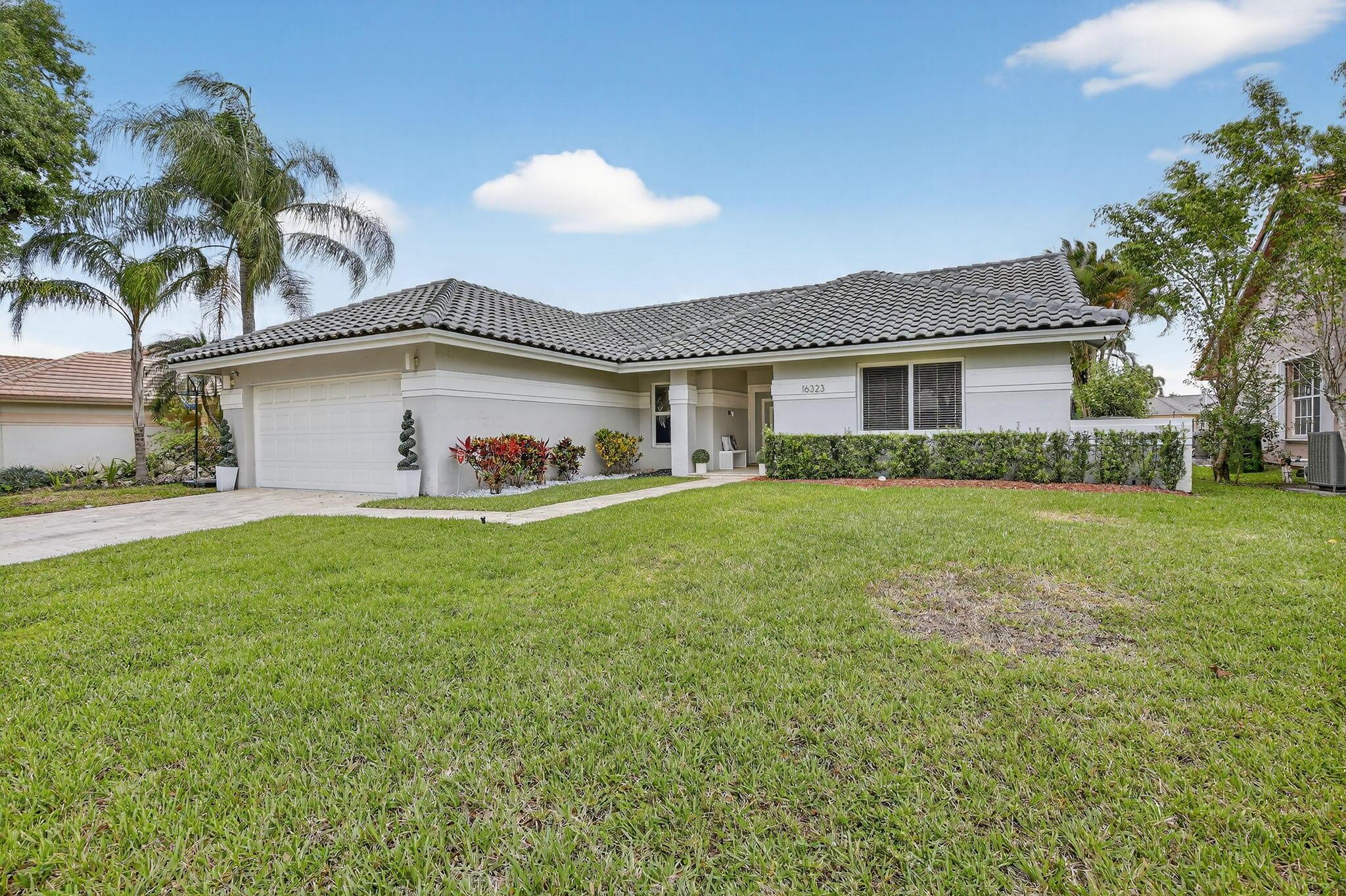 16323 NW 5th Street, Pembroke Pines, FL 33028 - Photo 3