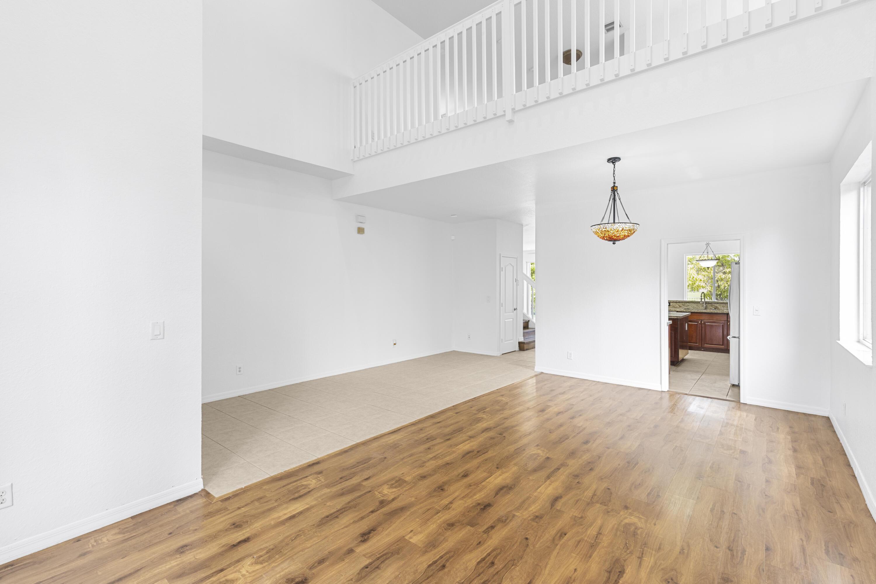 19389 SW 64th Street, Pembroke Pines, FL 33332 - Photo 3