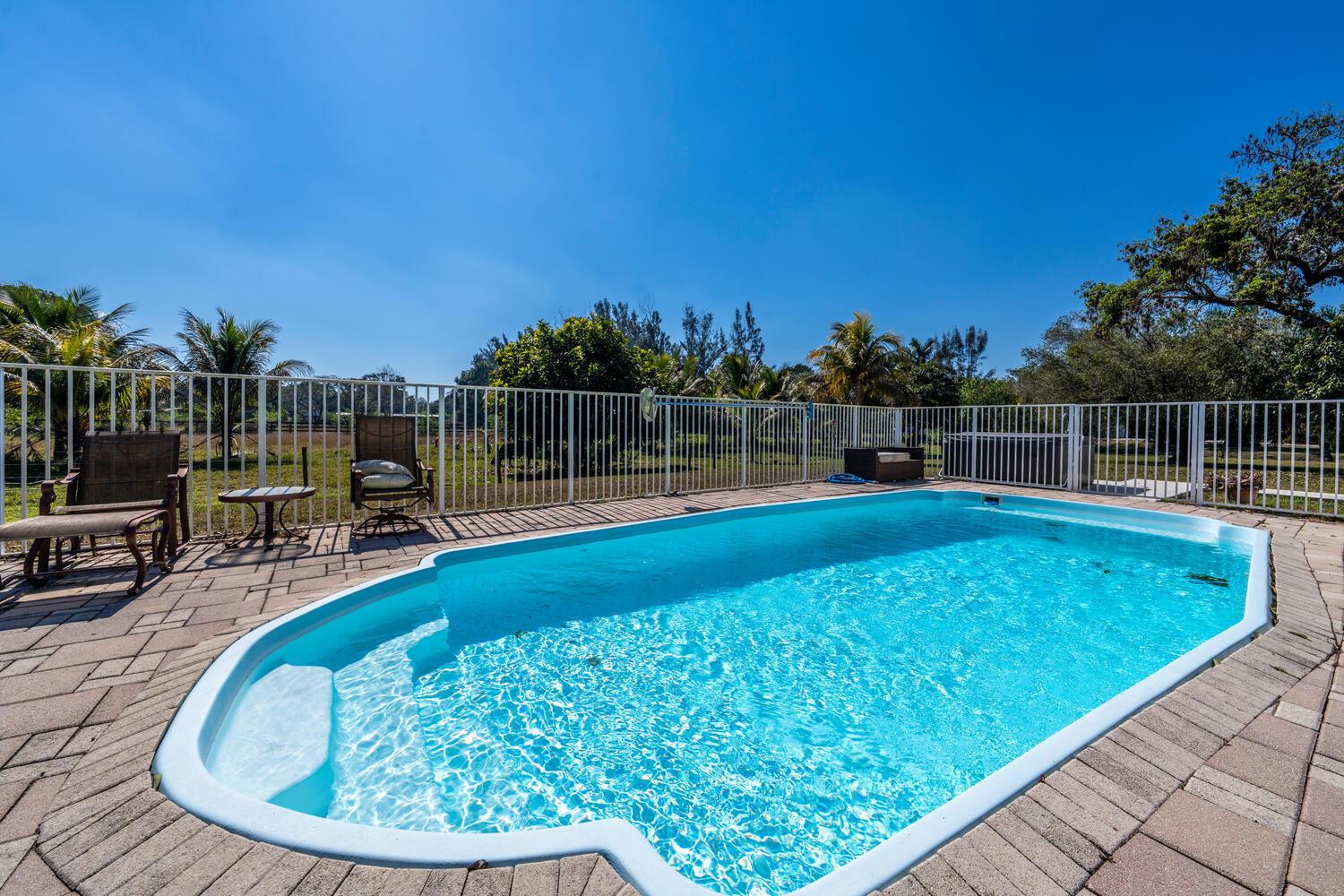 1710 SW 142nd Avenue, Davie, FL 33325 - Photo 2