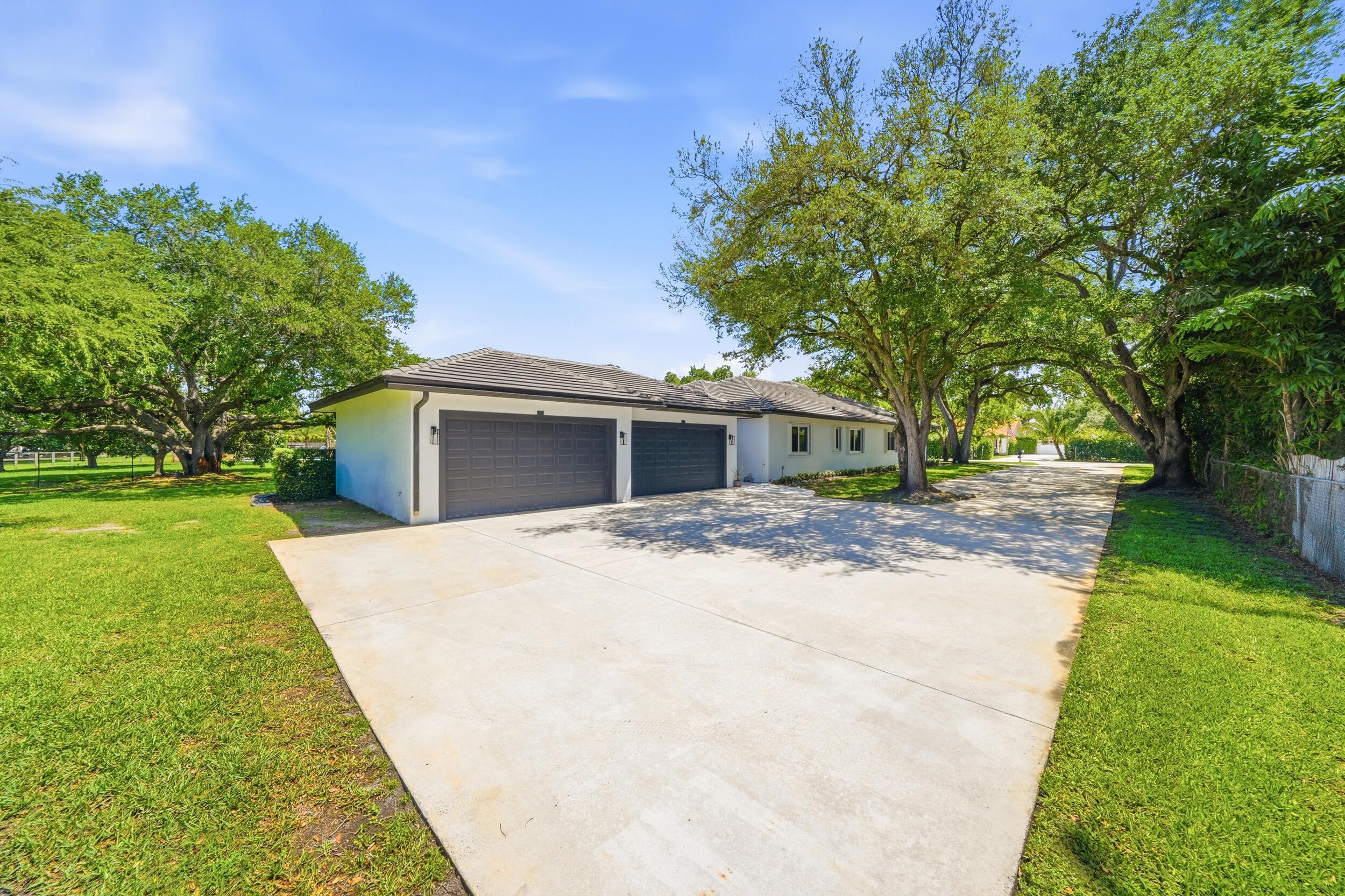 13091 SW 16th Court, Davie, FL 33325 - Photo 4