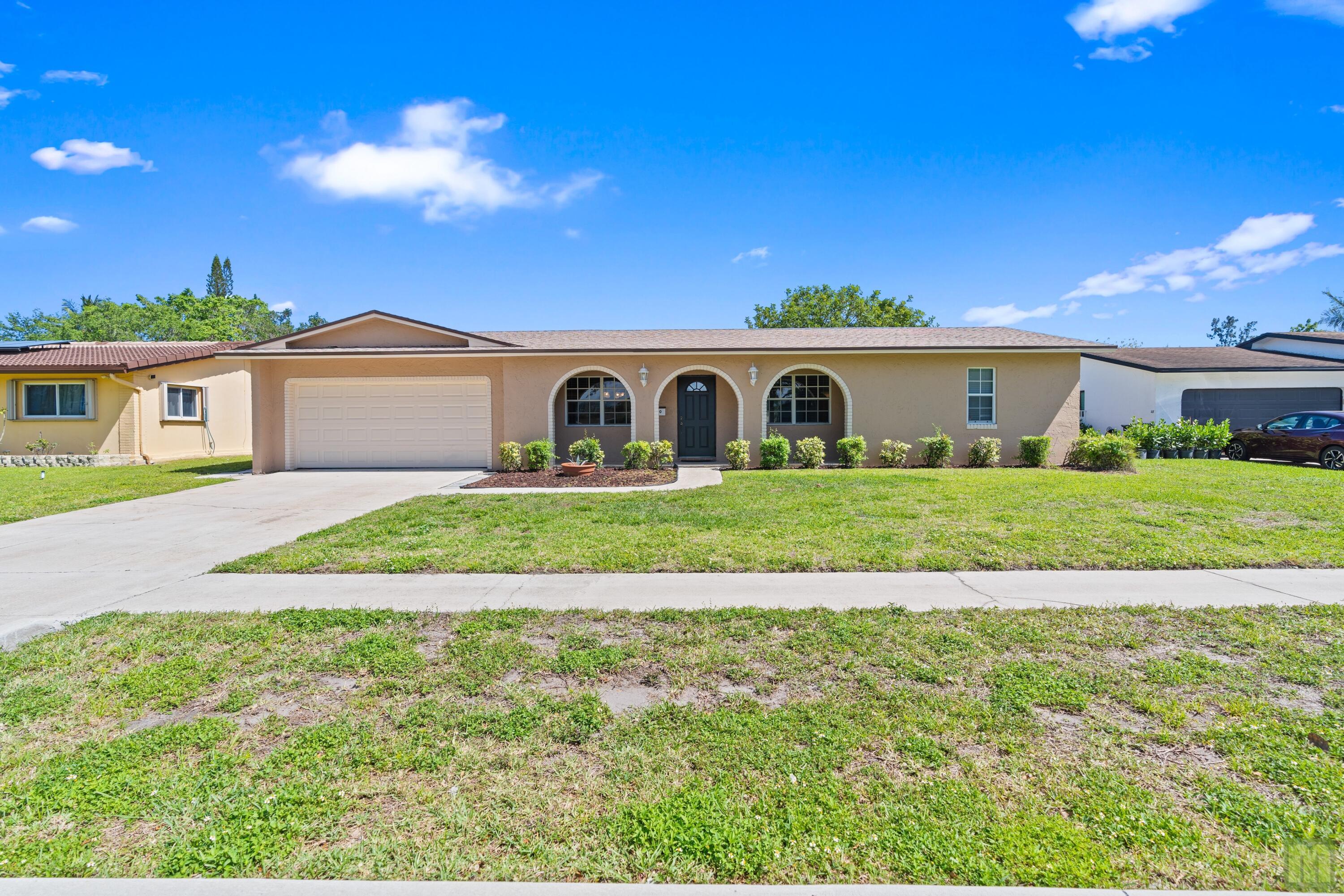 260 Lake Drive, Coconut Creek, FL 33066, Coconut Creek