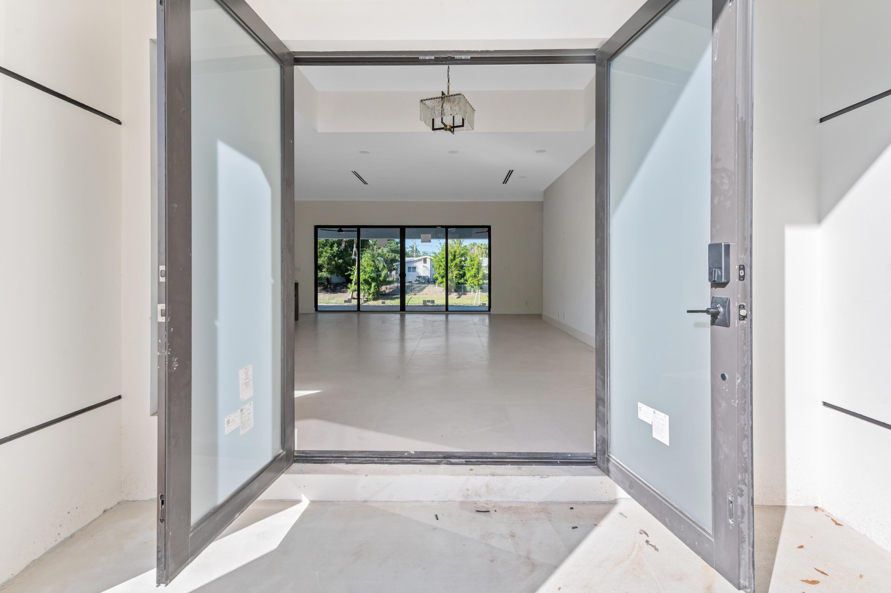 621 NW 42nd Avenue, Coconut Creek, FL 33066 - Photo 5