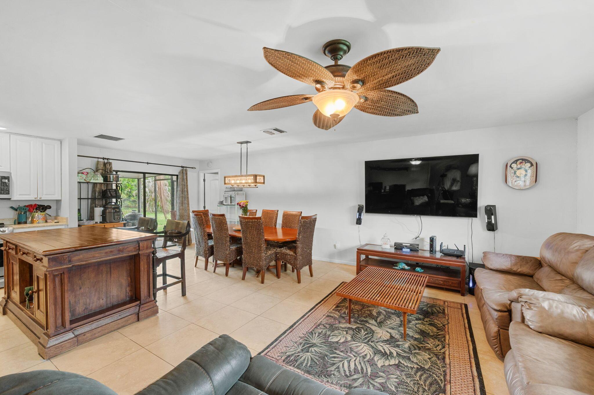 1096 54th Avenue, Vero Beach, FL 32966 - Photo 5