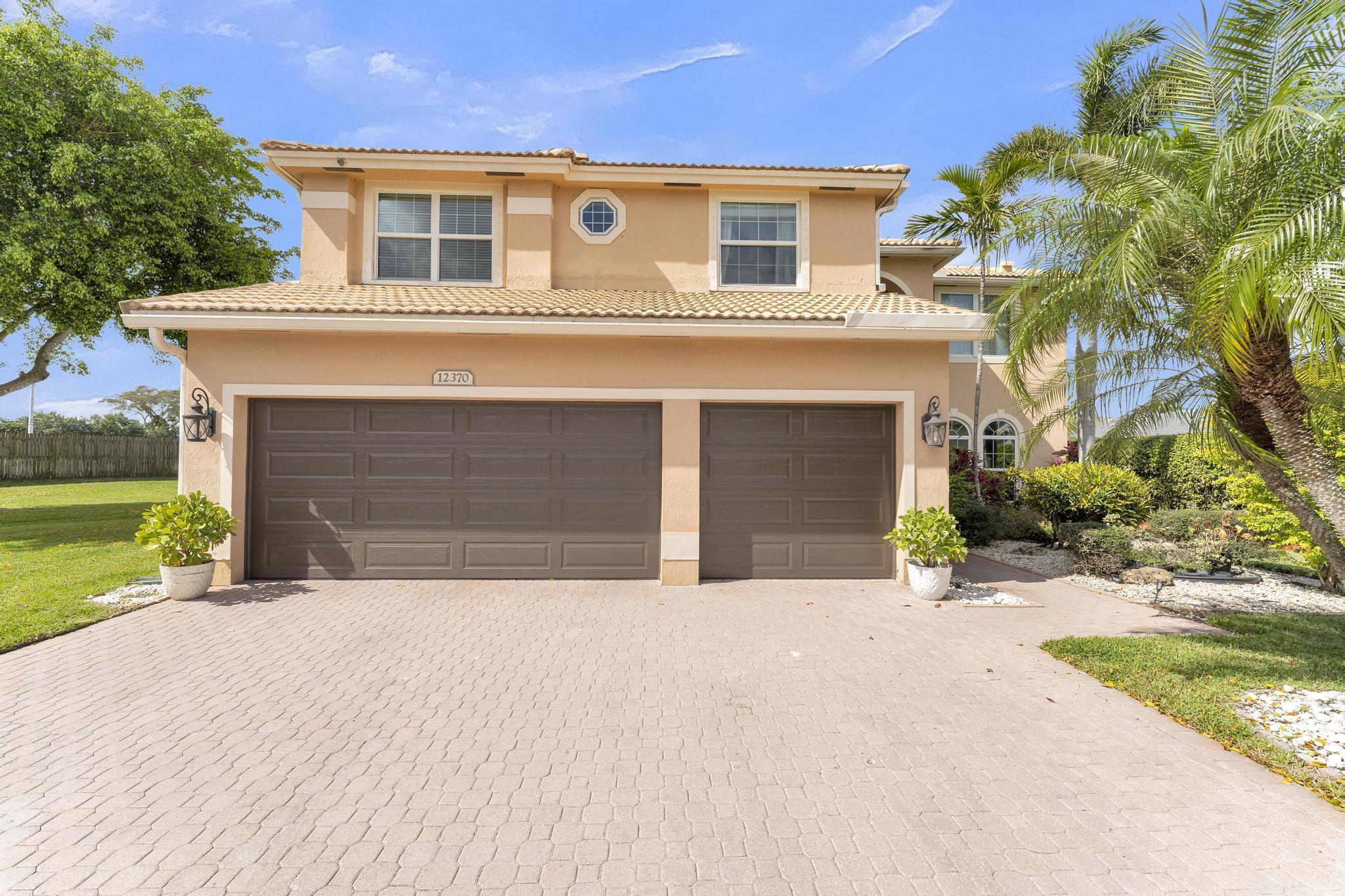 12370 Saint Simon Drive, Boca Raton, FL 33428 - Photo 2