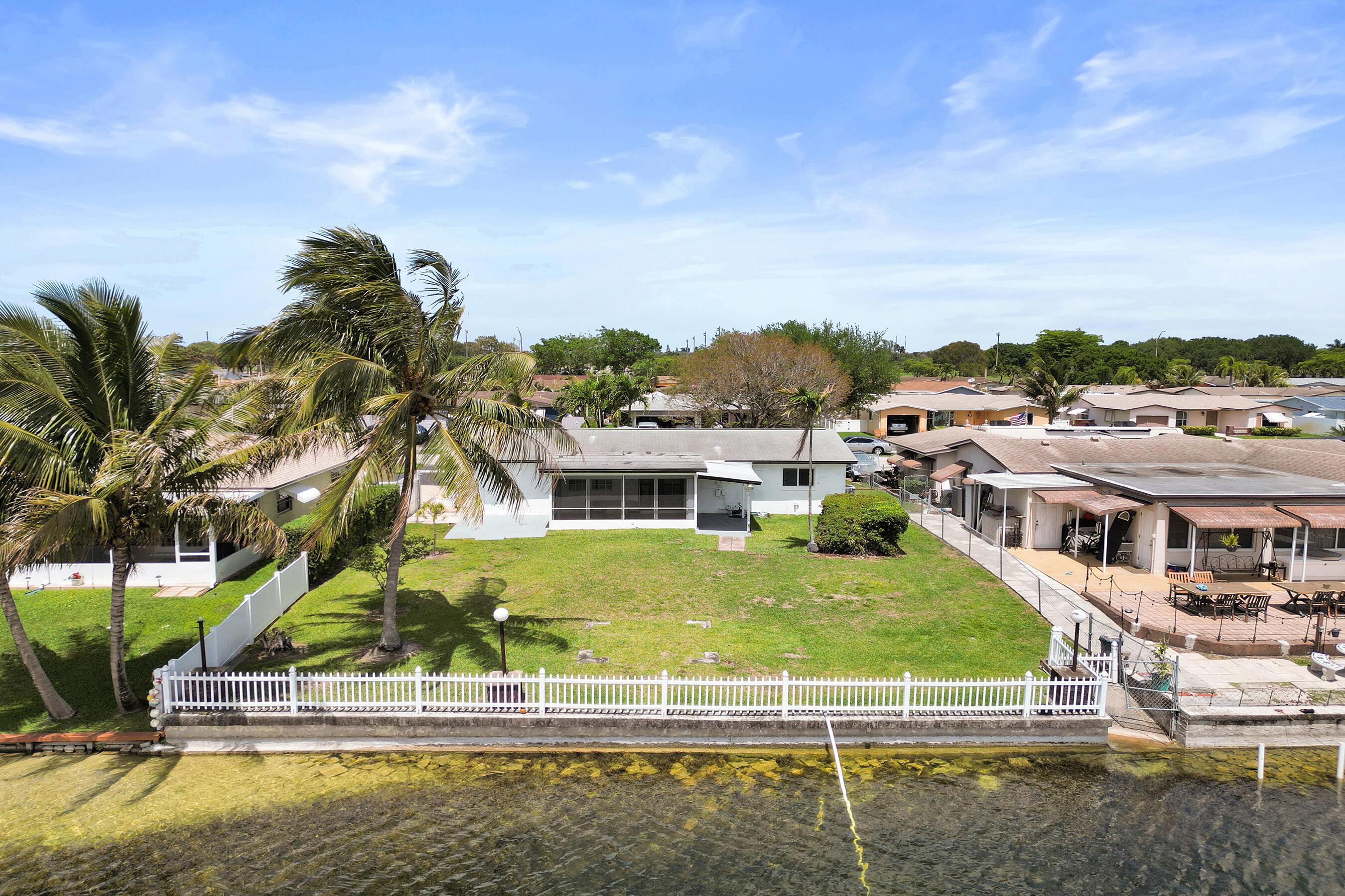 9366 NW 23rd Street, Pembroke Pines, FL 33024 - Photo 3