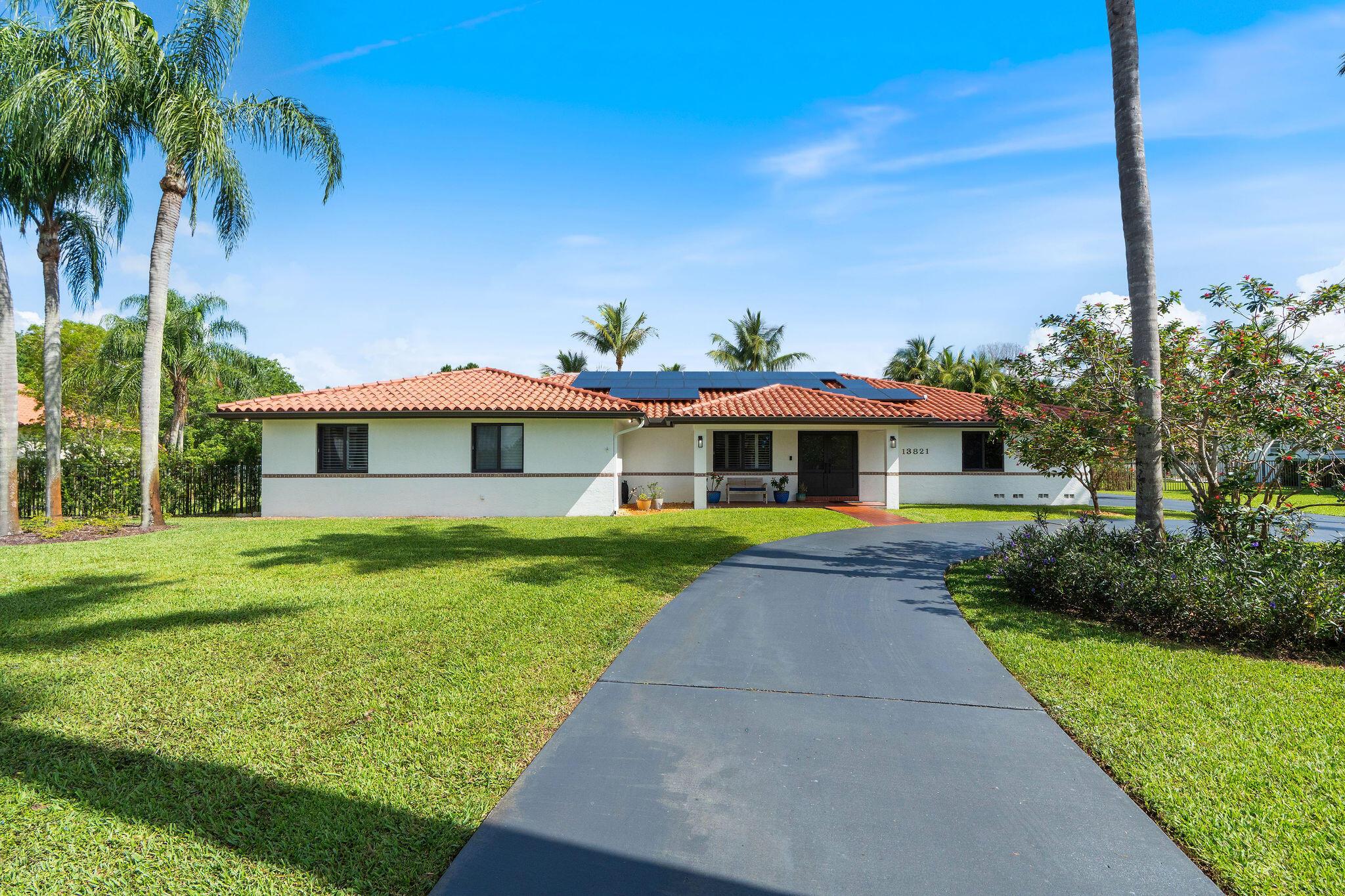 13821 Alexandria Court, Davie, FL 33325, Davie