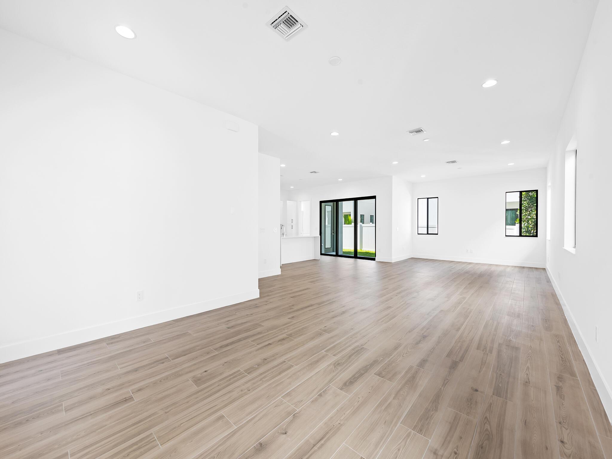 1429 SW 23rd Court, Fort Lauderdale, FL 33315 - Photo 2