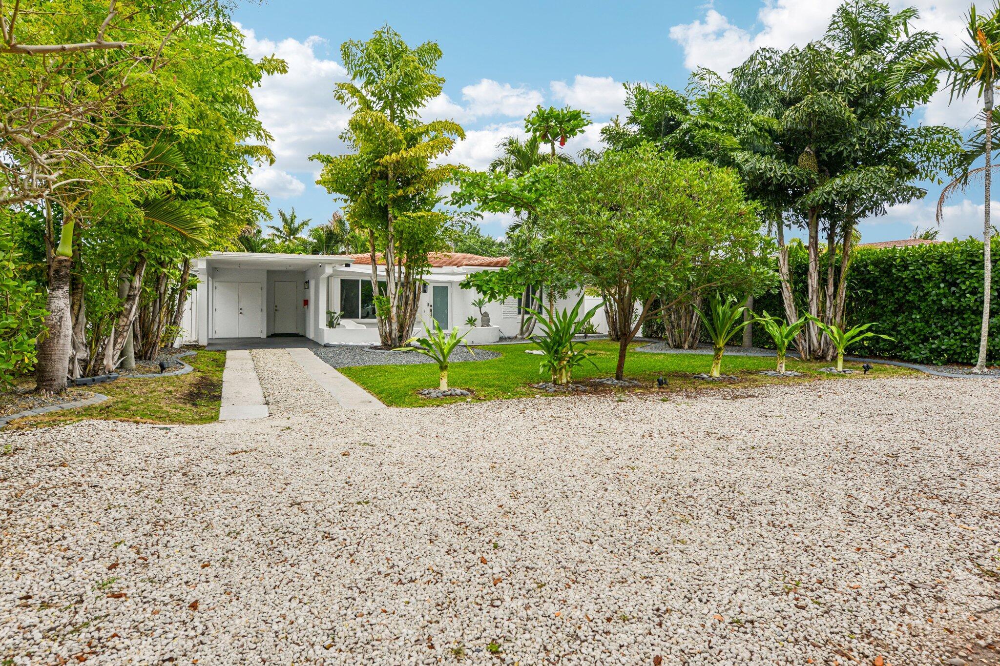 1910 NE 17th Terrace, Fort Lauderdale, FL 33305 - Photo 3