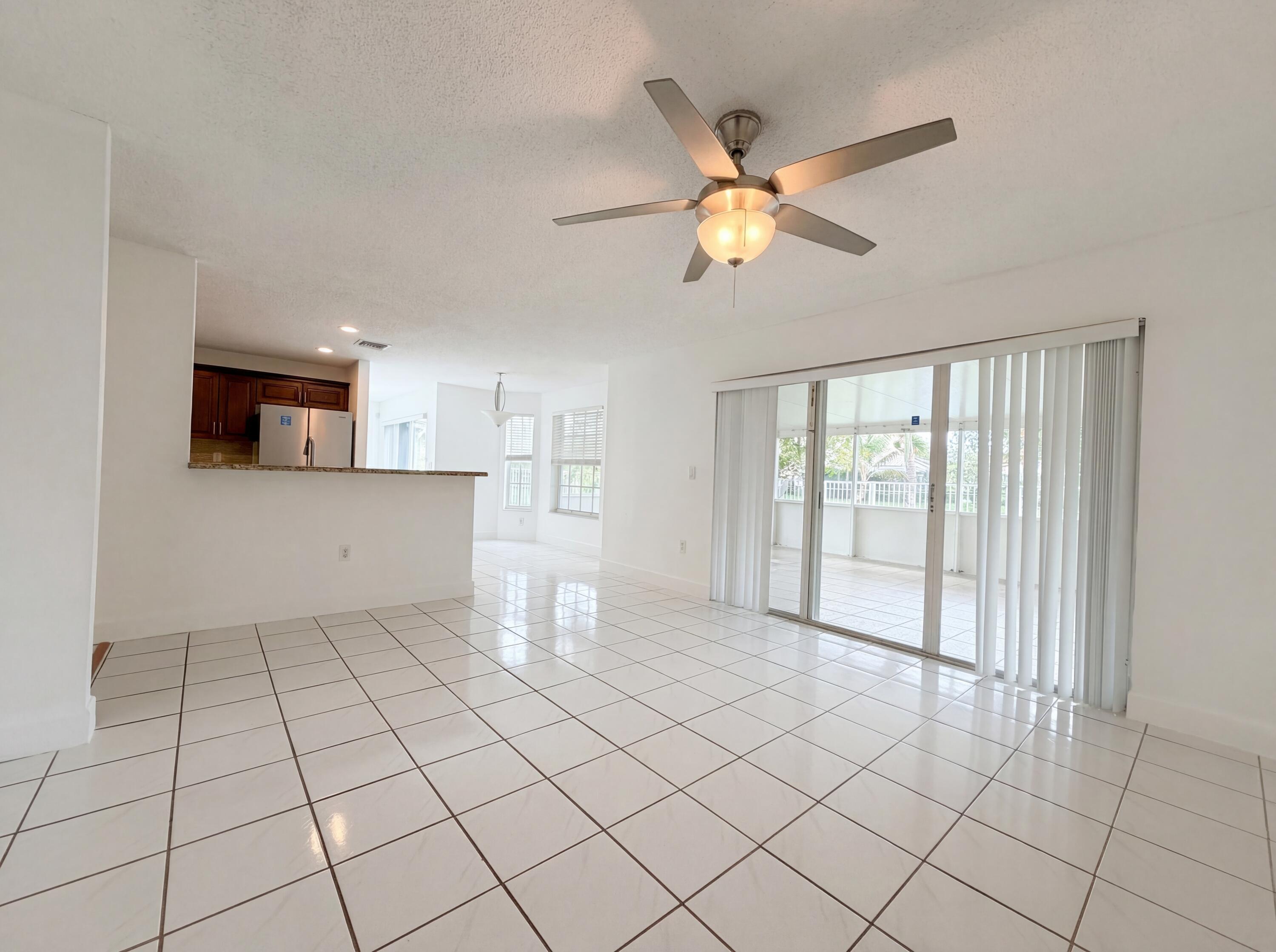 73 Gables Boulevard, Weston, FL 33326 - Photo 3