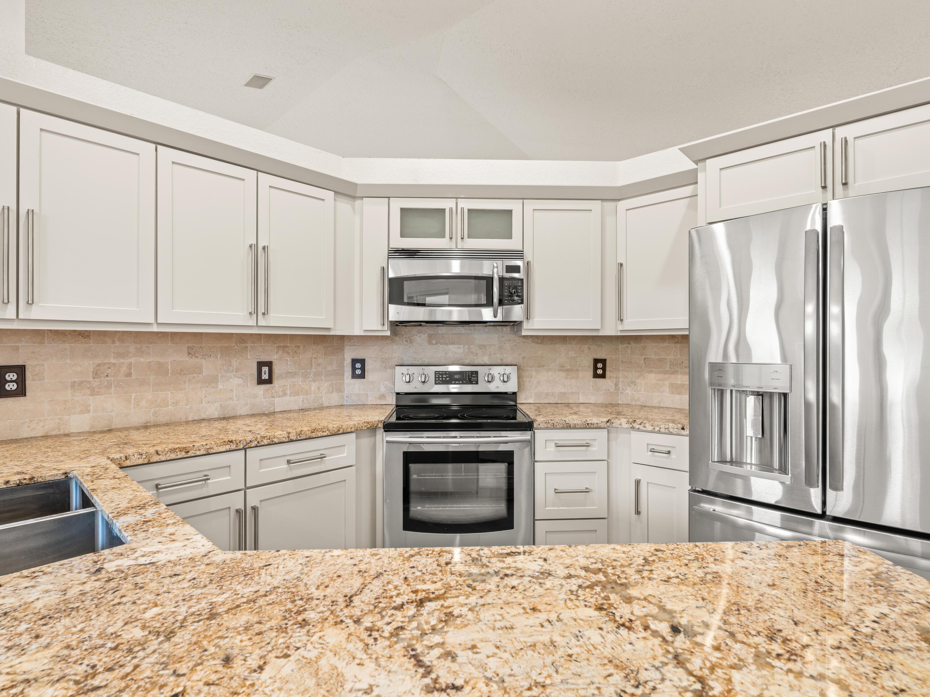 833 Heron Road, Weston, FL 33326, Weston